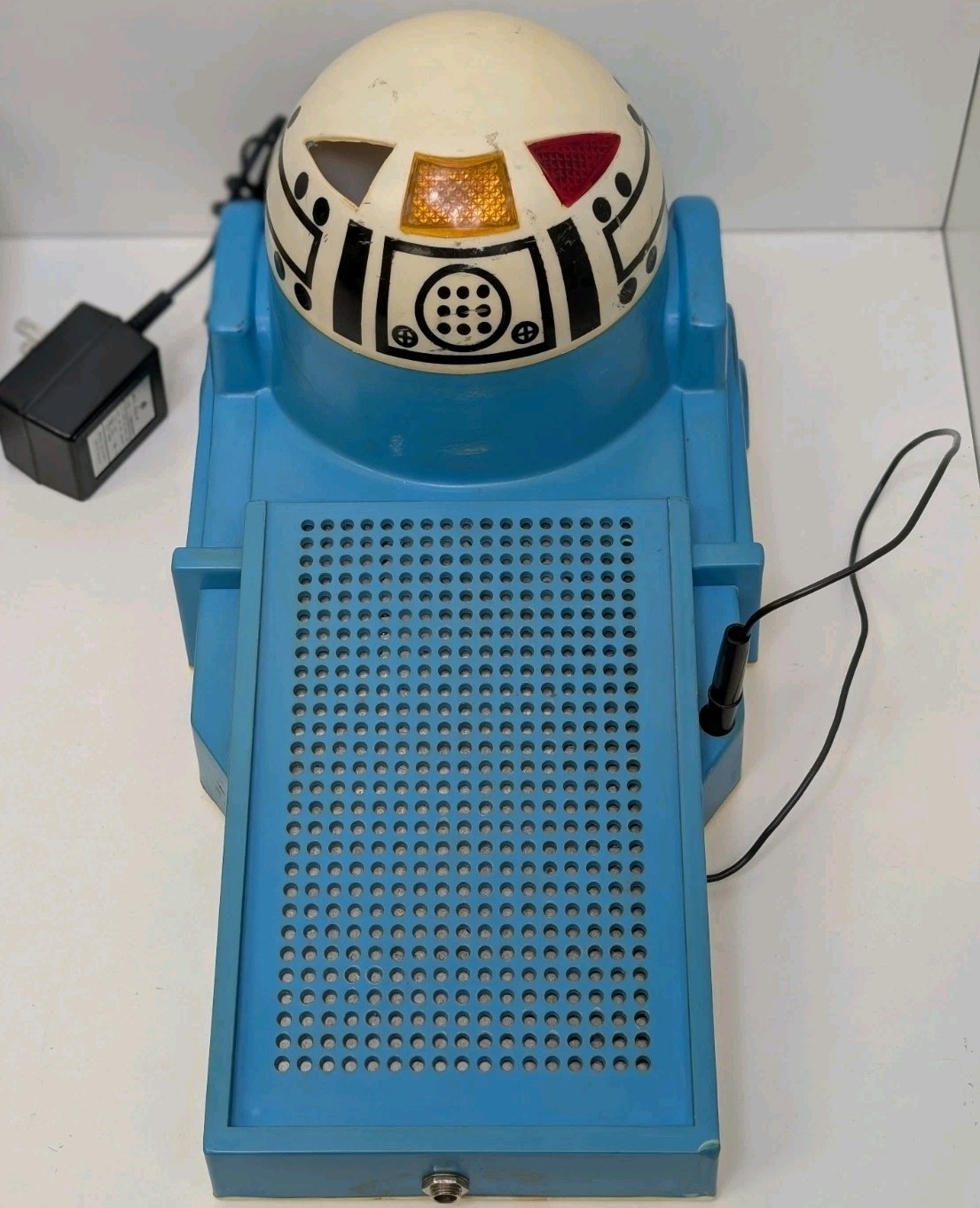 Charlie The Lovable Teaching Robot with 8 Card Sets, 4 Cassettes! Works, Vintage