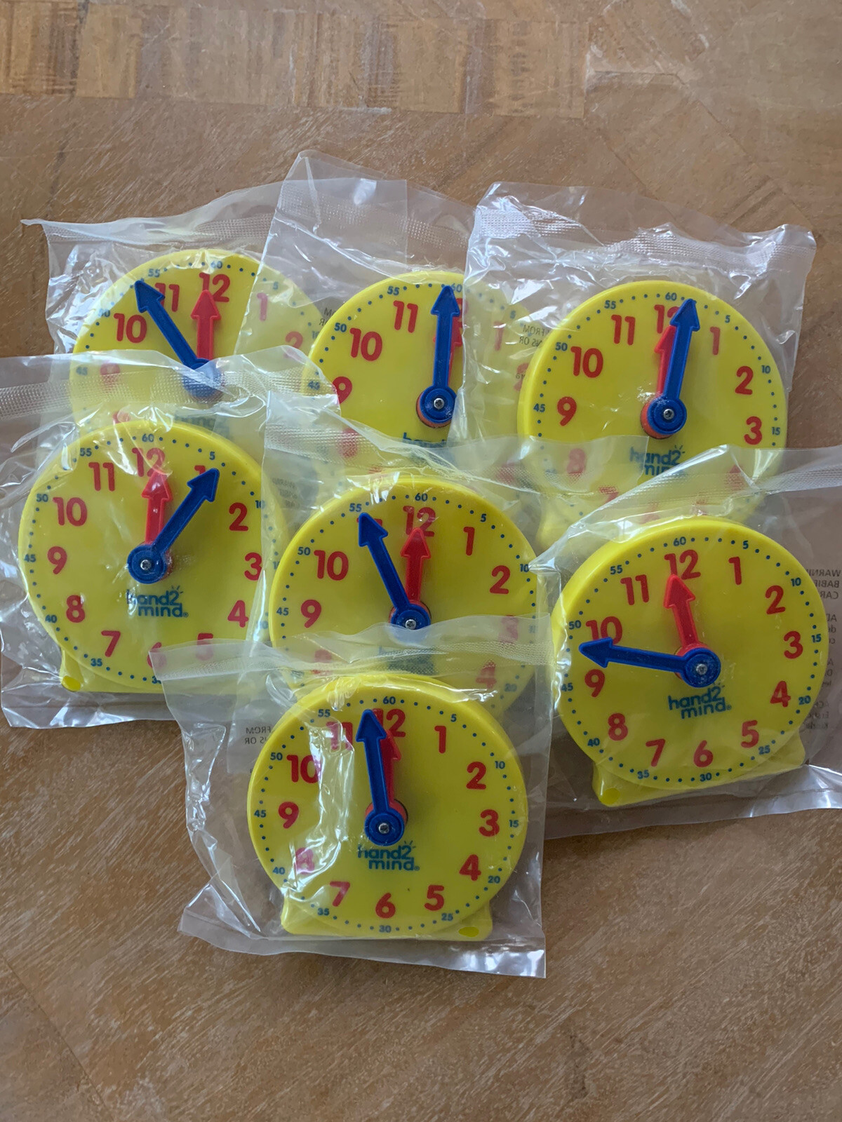 hand2mind Mini Geared Clock, Telling Time Teaching/Learning Clock NEW (Set of 7)