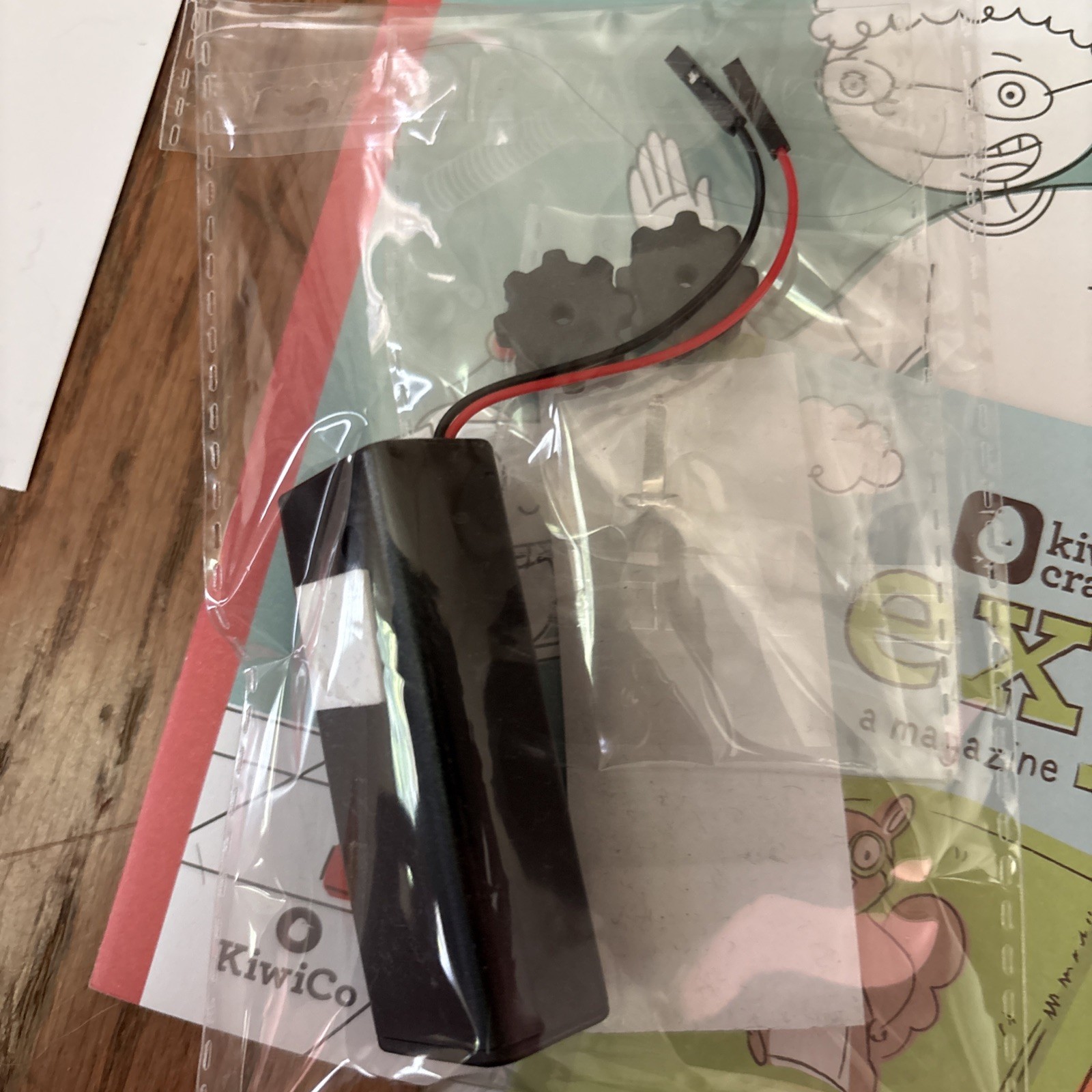 Kiwi Co Tinker Crate Make Your Own Walking Robot Kids Ages 9+ PARTS – PLS READ