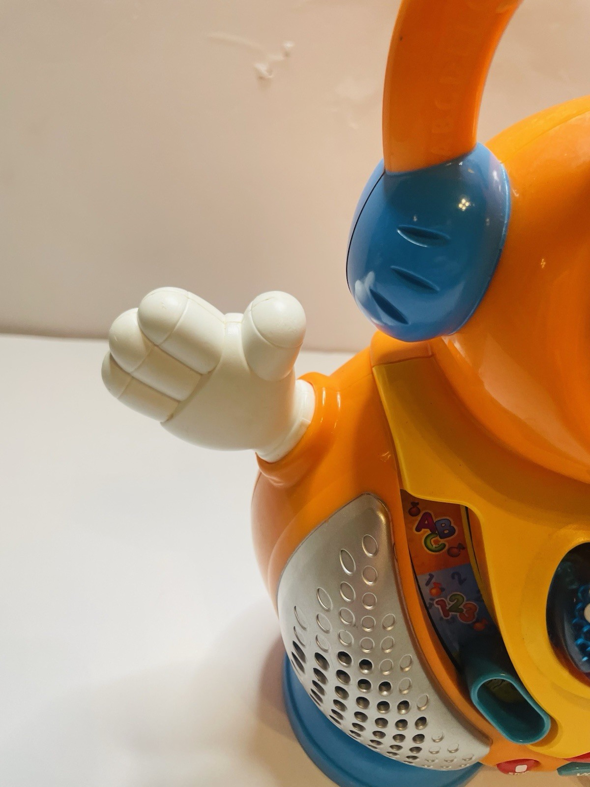 VTech Learning Tunes Karaoke Machine Music Voice Changing Microphone With Songs