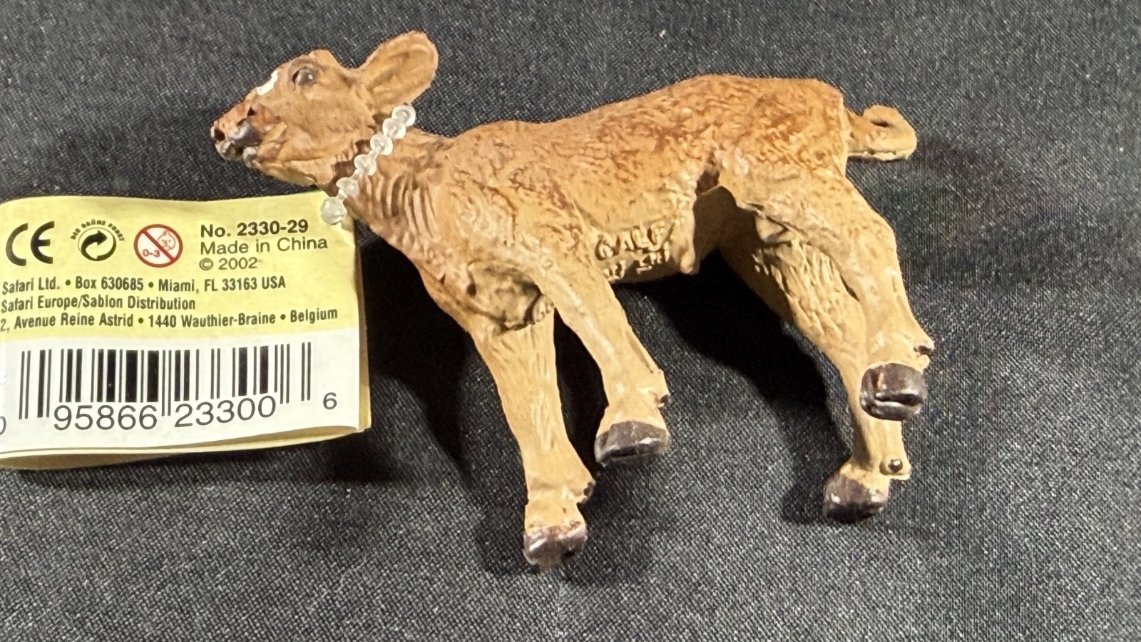 Safari ltd Jersey Calf 1998 Safari Farm Animal Mini