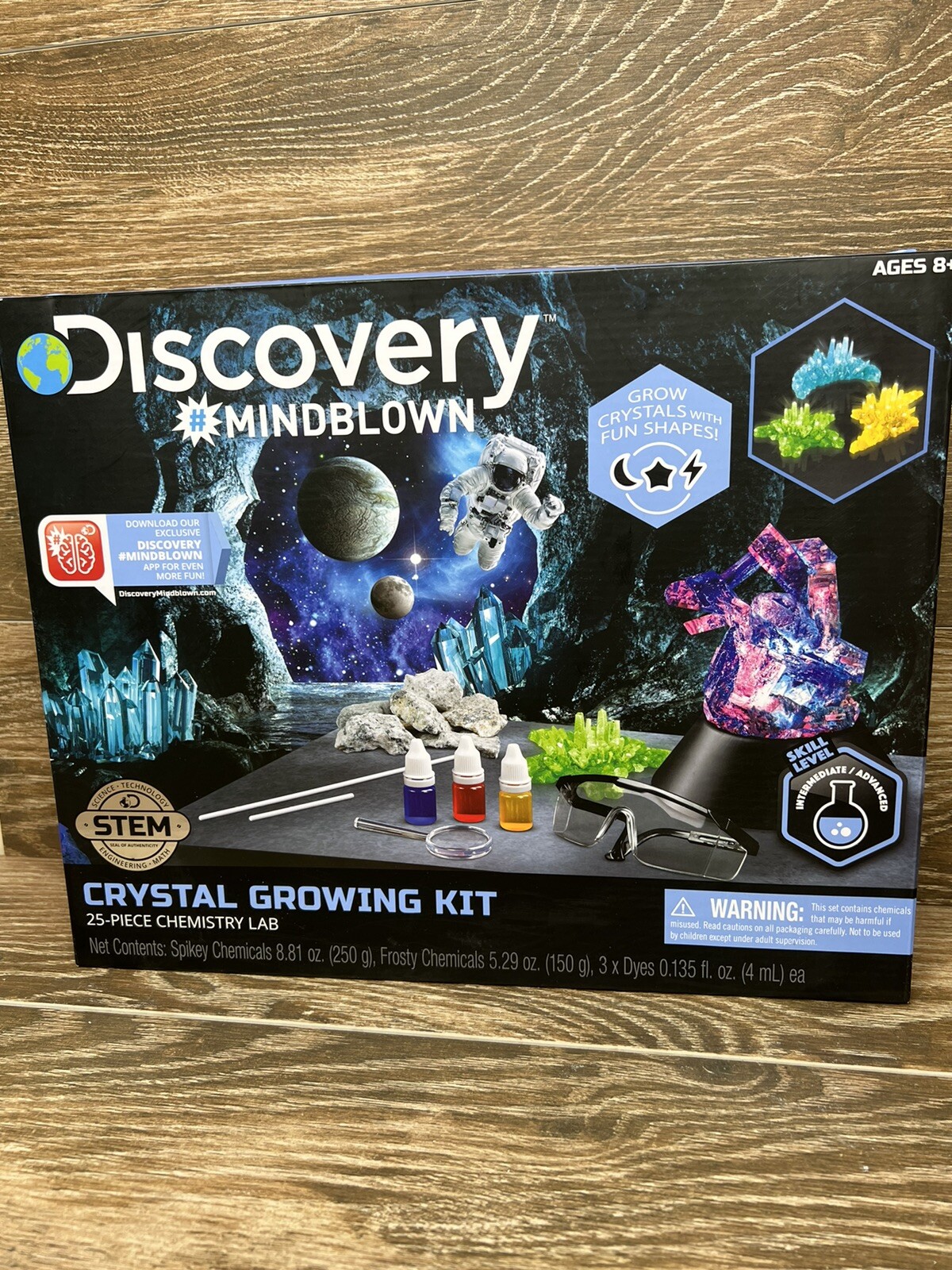 Discovery Mindblown Crystal Growing Kit 25 Piece Science Toys Kids 8+