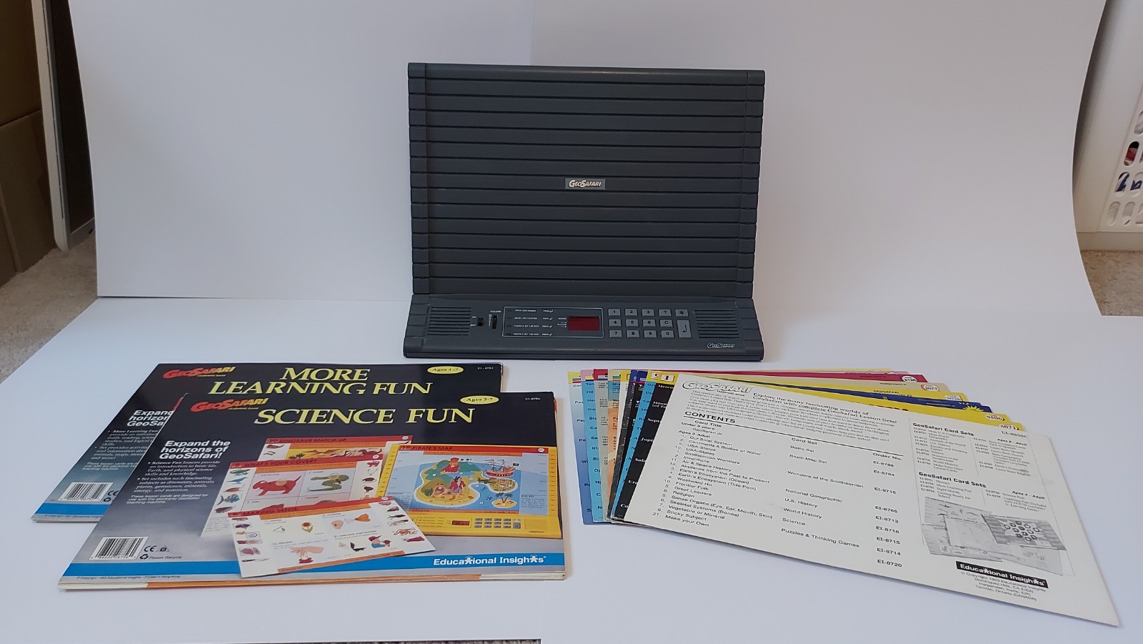 Vintage GeoSafari Electronic Learning Game EI-8700 11 sets 29 cards Tested WORKS