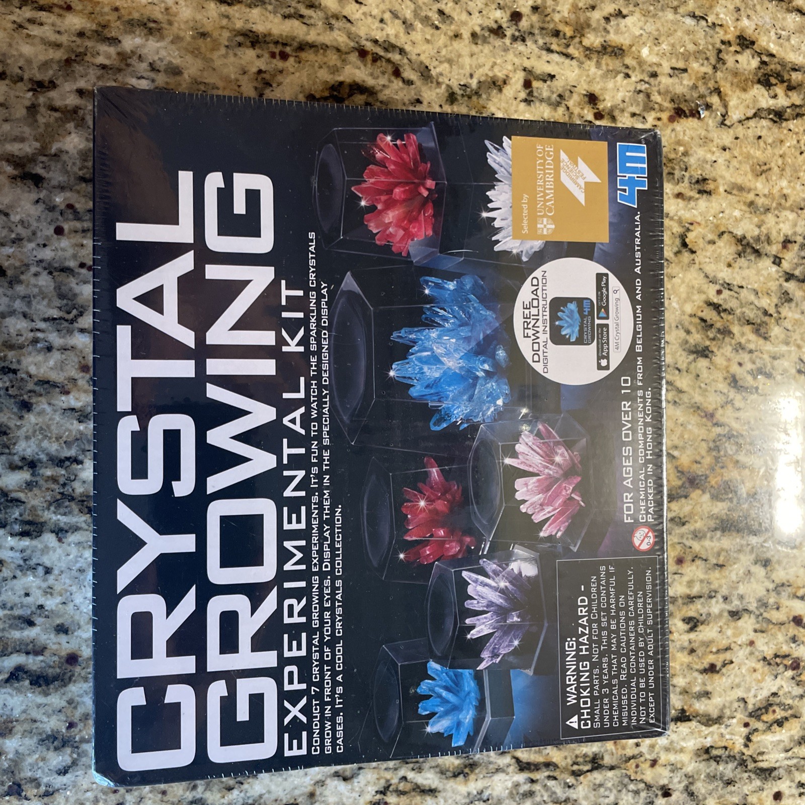 New in box sealed 4M Crystal Growing Experiment Kit ages 10 and up