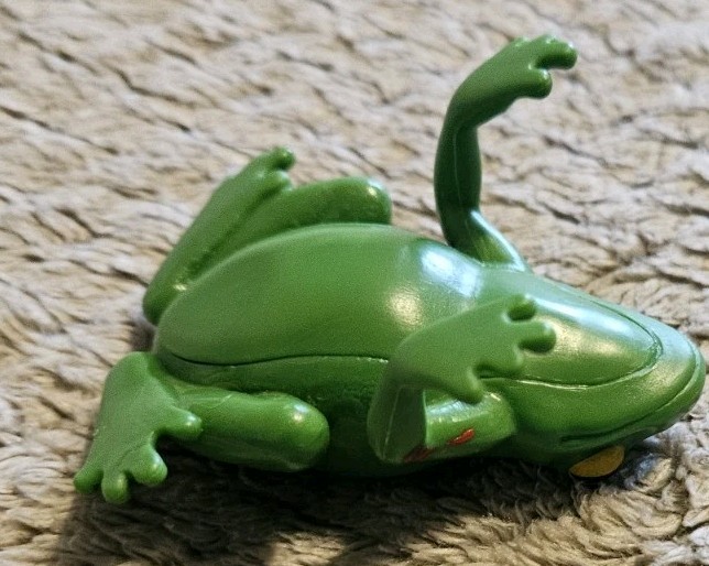 Toy Frog 2.5 Inches Tall