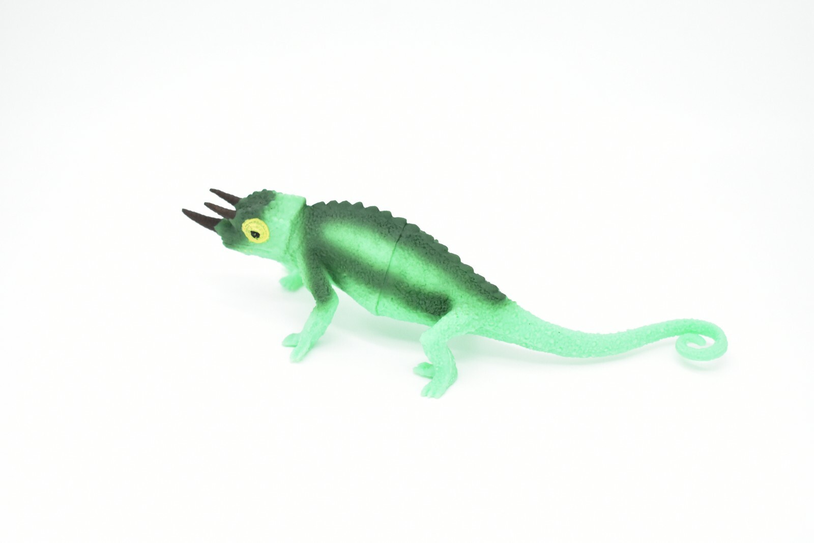 Chameleon, Three-Horned, Very Nice Plastic Replica 7″ F2038 B187
