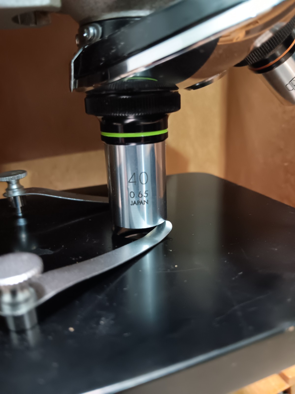 Vintage Olympus Tokyo B7133 Microscope With 7x And P15x