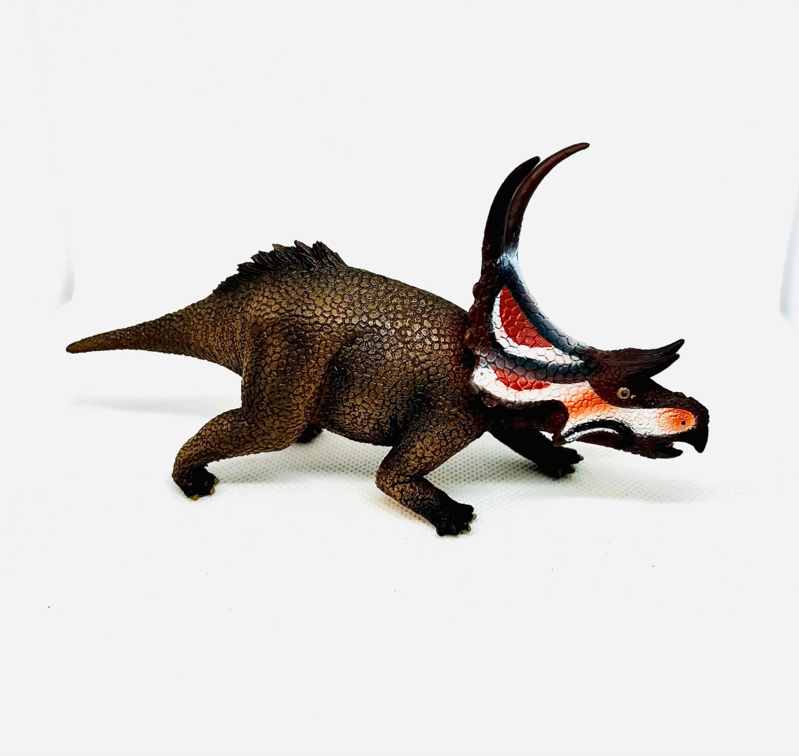 CollectA – Diabloceratops 88593- Prehistoric Dinosaur Toy Model Figure – 3″ x 6″