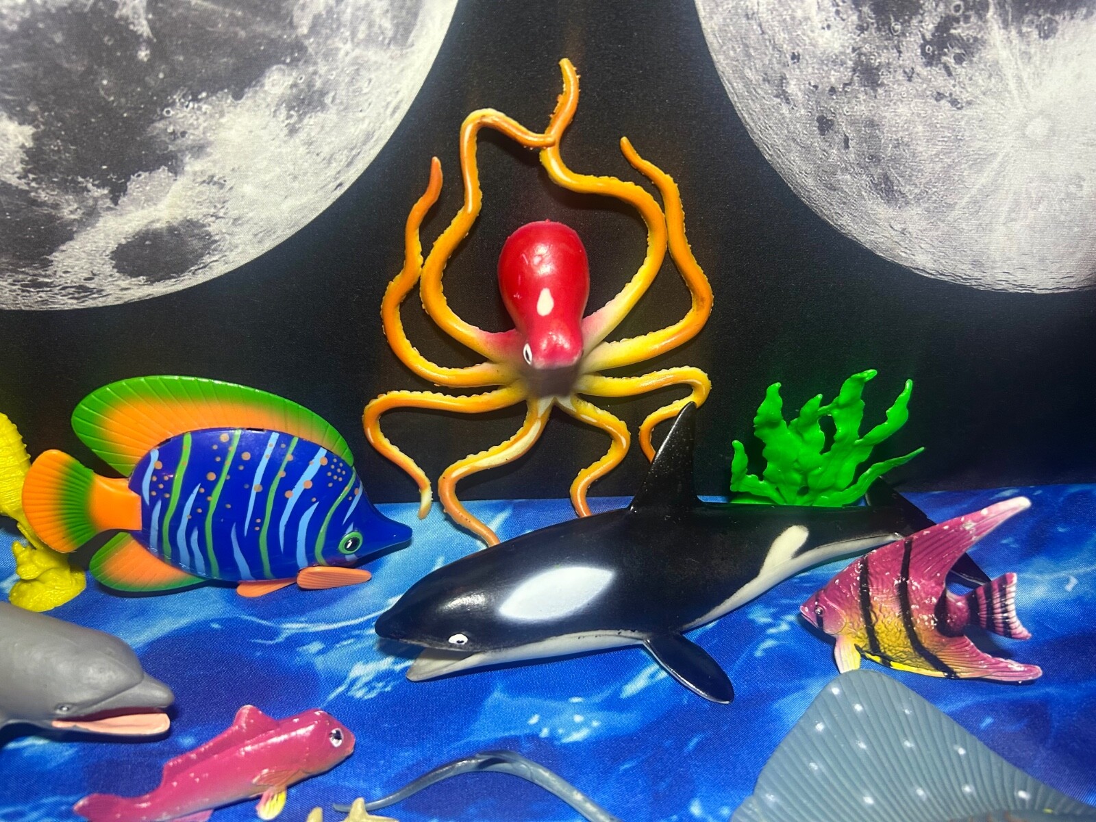 Mixed Lot 25 Modern Vintage Figures Ocean Animals Sealife Creatures Fish Toys
