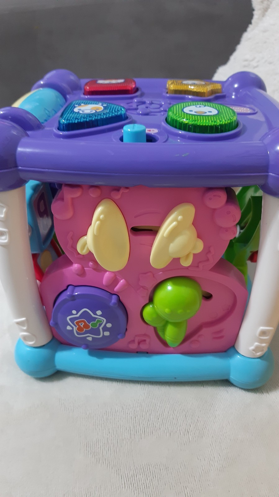 VTech Busy Learners Activity Cube Electronic Interactive Learning Toy 6m-3y