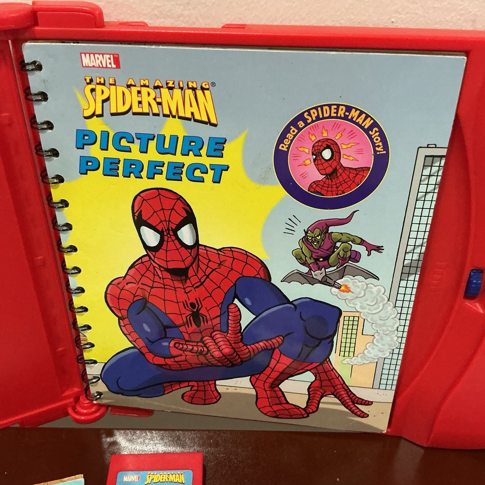 Vintage STORY READER with Three Spider Man Books & Cartridge Read Along Untested