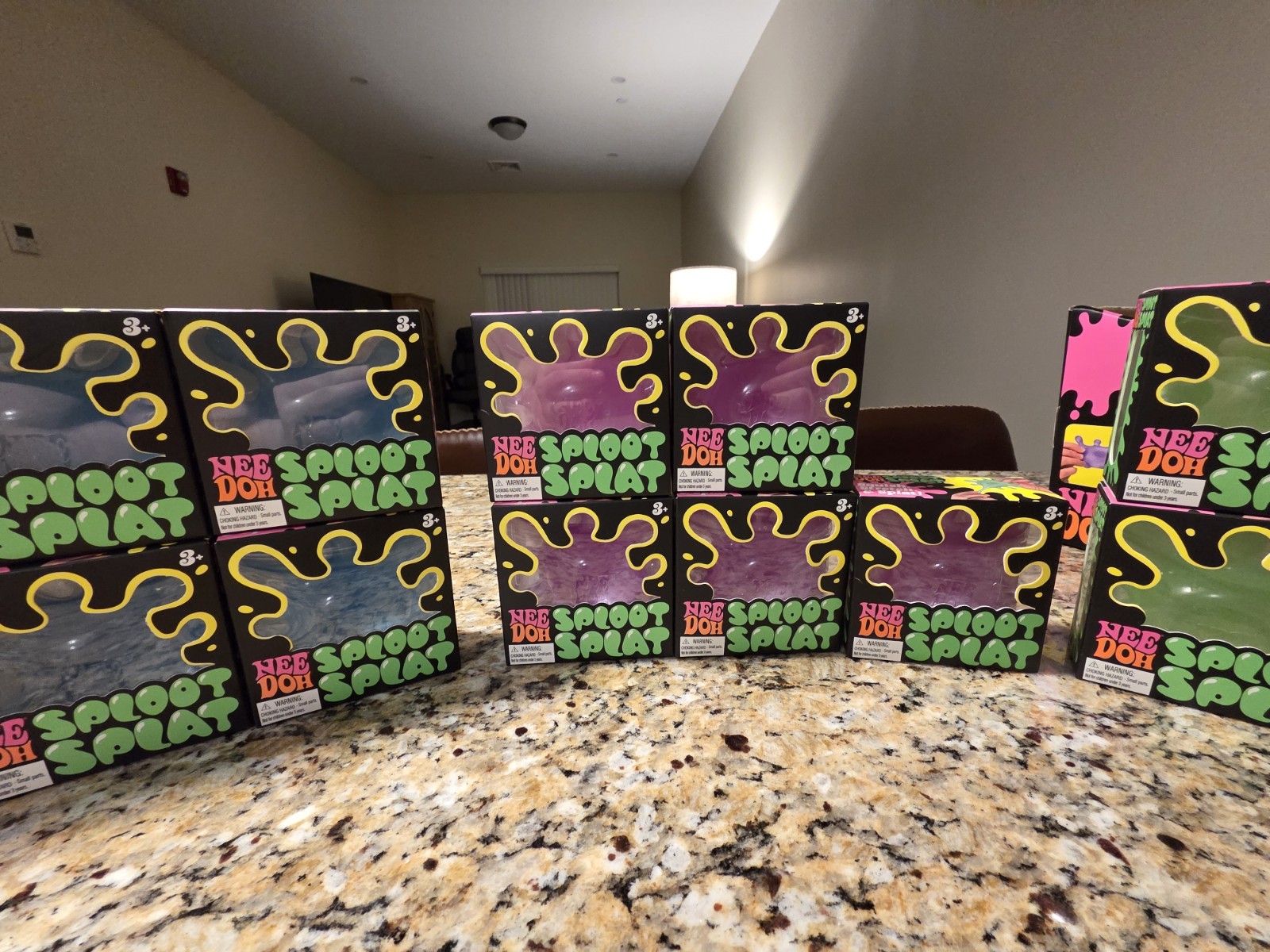 NeeDoh Sploot Splat (15) and Color Change (2) Lot of 17 total