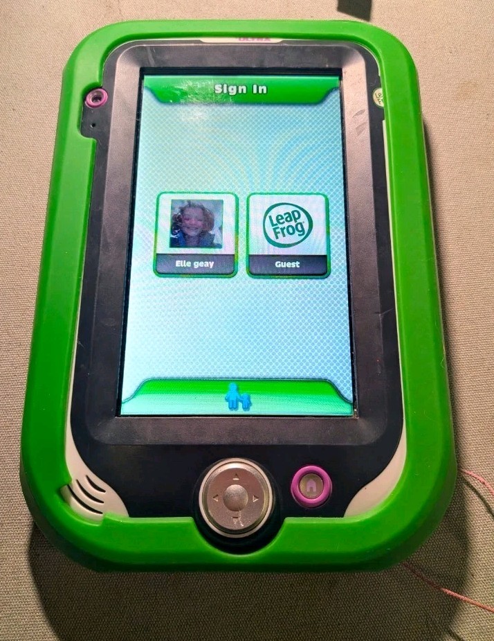 Leapfrog Leappad Ultra Kids Learning Tablet Bundle + Silicone Case & 7 Games