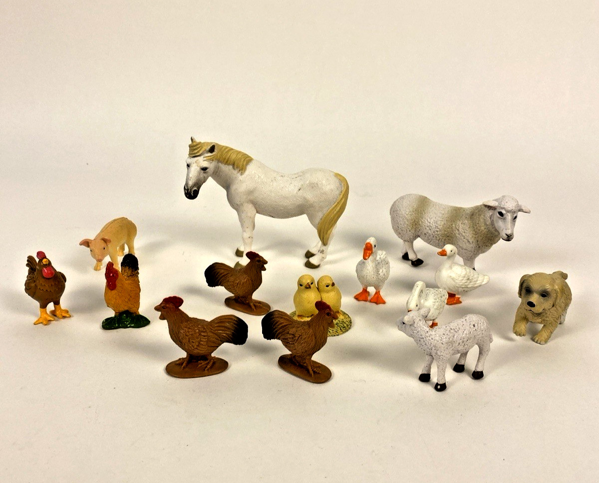 Lot 14 pcs Assorted Small Plastic Farm Animals Horse Sheep Dog Geese Chicken Pig