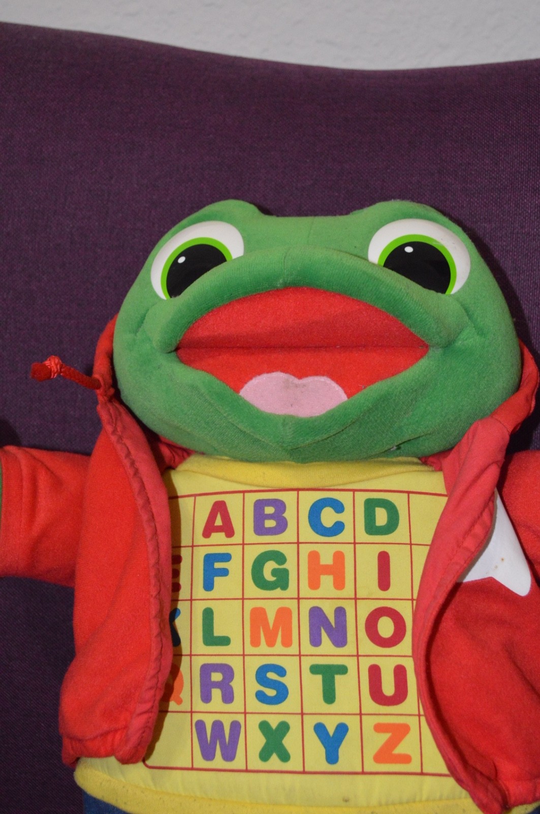 LeapFrog Read & Sing Little Leap Interactive Plush Toy 18″ A2