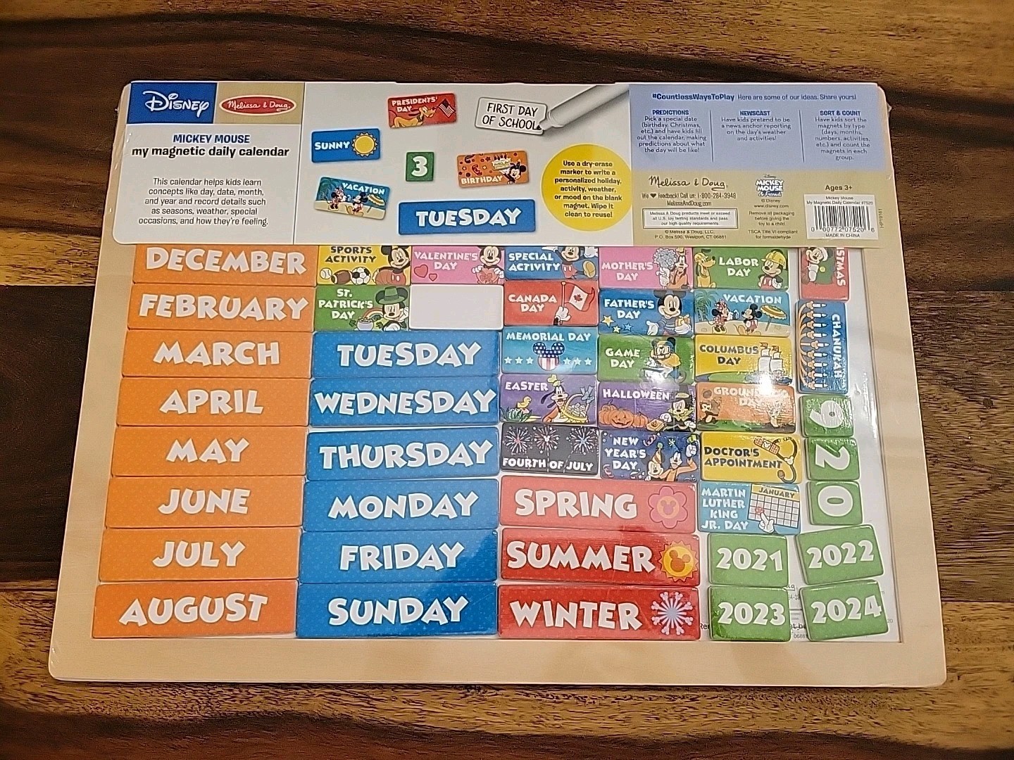 Melissa & Doug DISNEY My Daily Calendar Mickey Mouse Magnetic Wooden Holidays