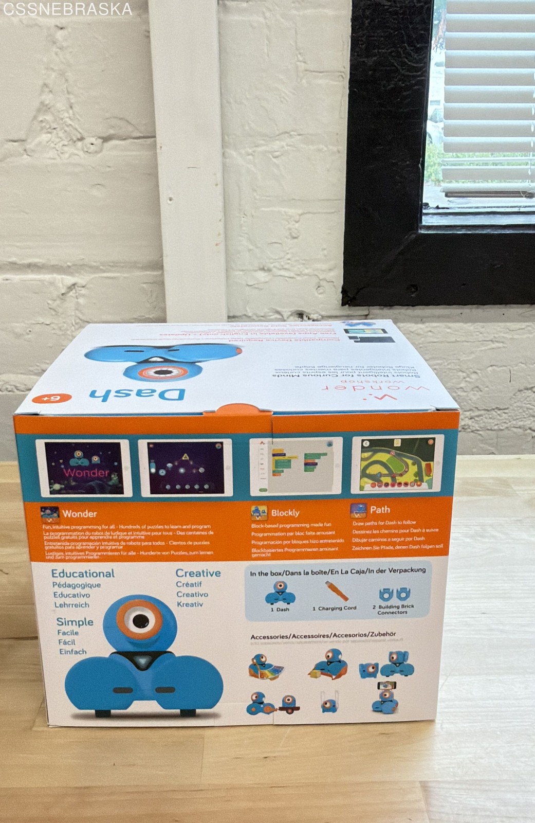 Wonder Workshop Dash Coding Robot Programmable STEM Education Toy New DA01