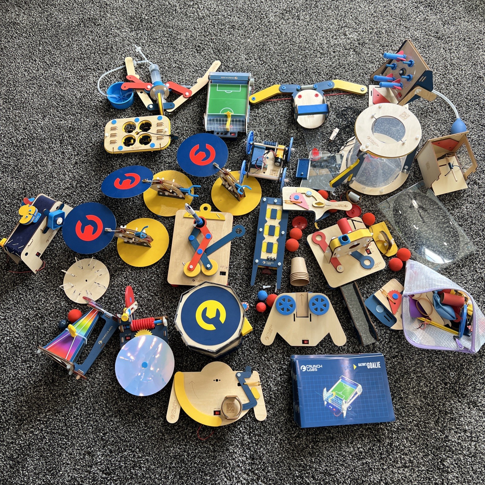 Crunch Labs By Mark Rober. Lot of 19 Kits Built And Parts ALL MANUALS!! YR 1 & 2