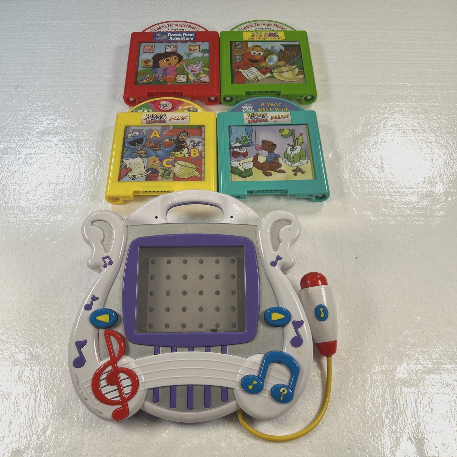 Vintage Fisher Price Learn Through Music Toy w/ 4 Cartridges 2002 Tested Works