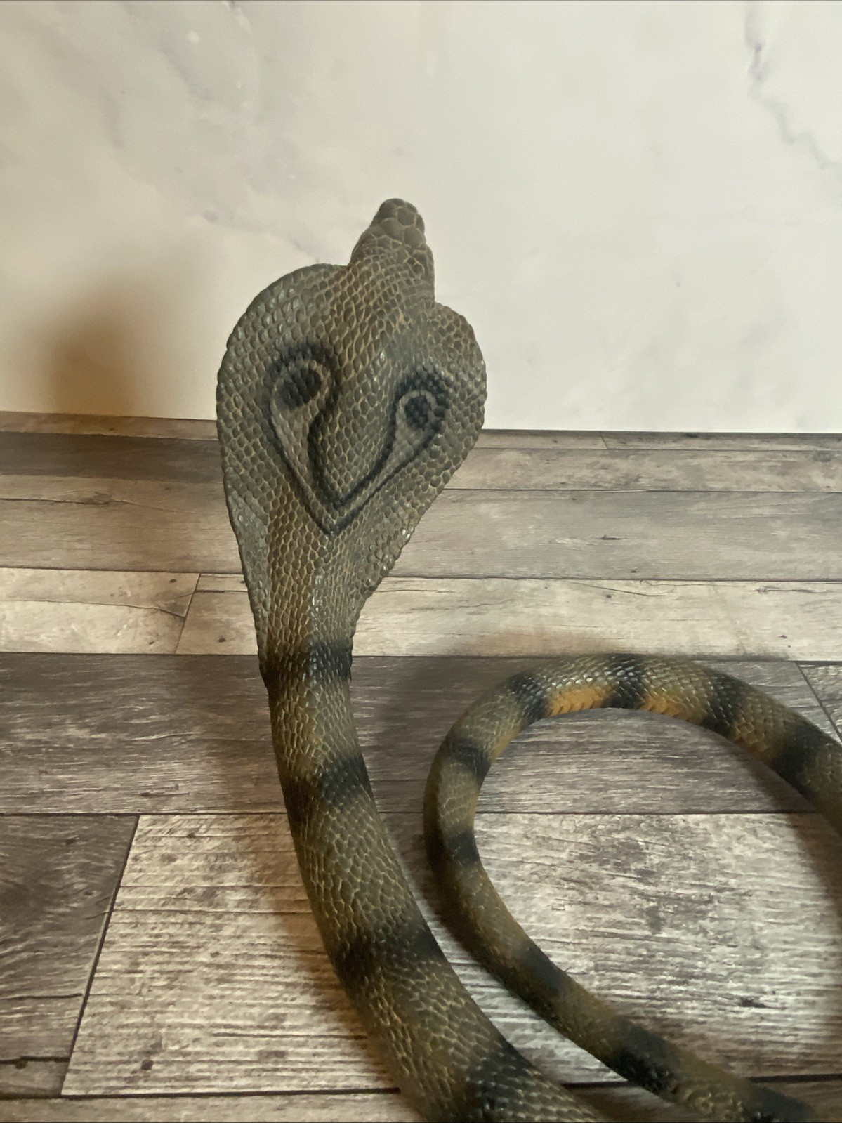 Safari Ltd. Cobra Snake Figure Bendable 34″ Realistic Reptile Vintage 1998 Toy