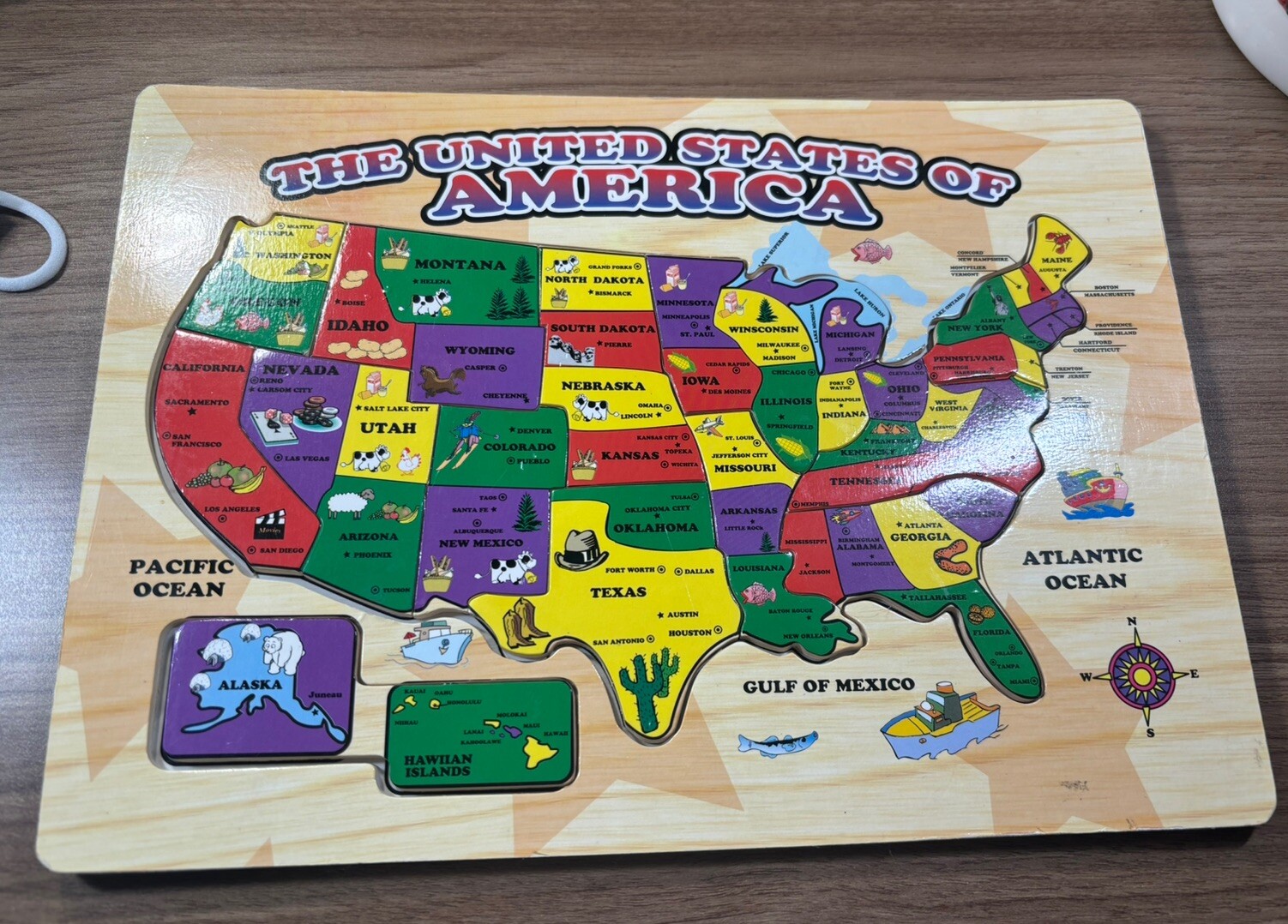United States Wooden US States/Capitols Map Learning Educational Puzzle
