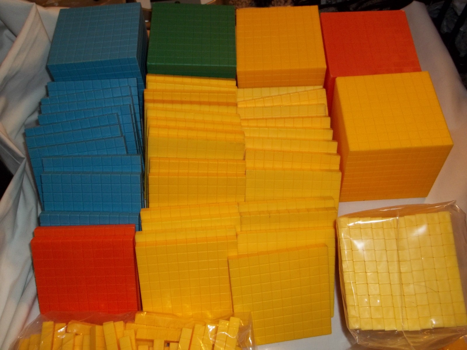 Base Ten Block Class Set 490 pcs + 2 Activity Guides ETA Cuisenaire