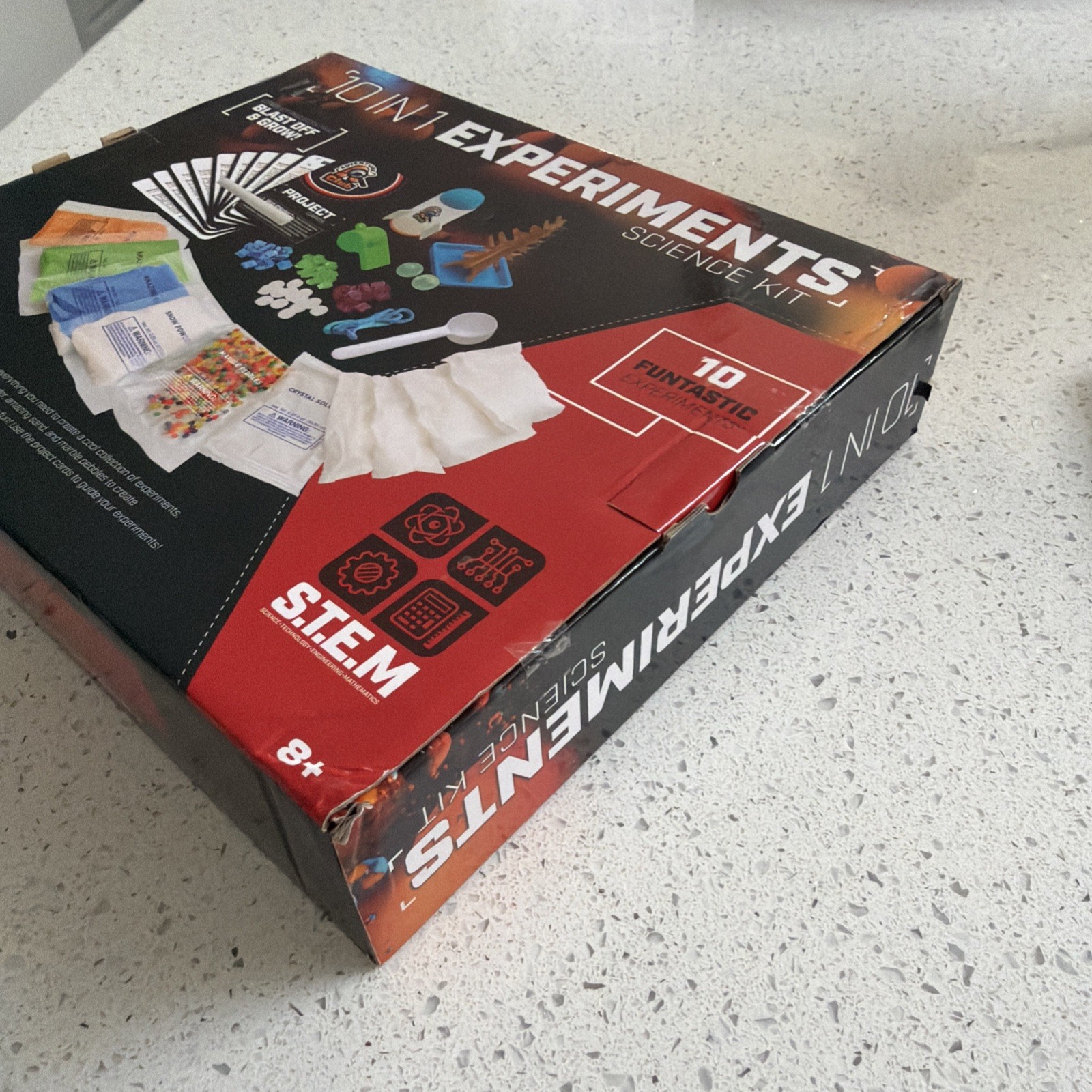 Adventure Club 10 in 1 Experiments Science Kit STEM for Ages 8-11 Years