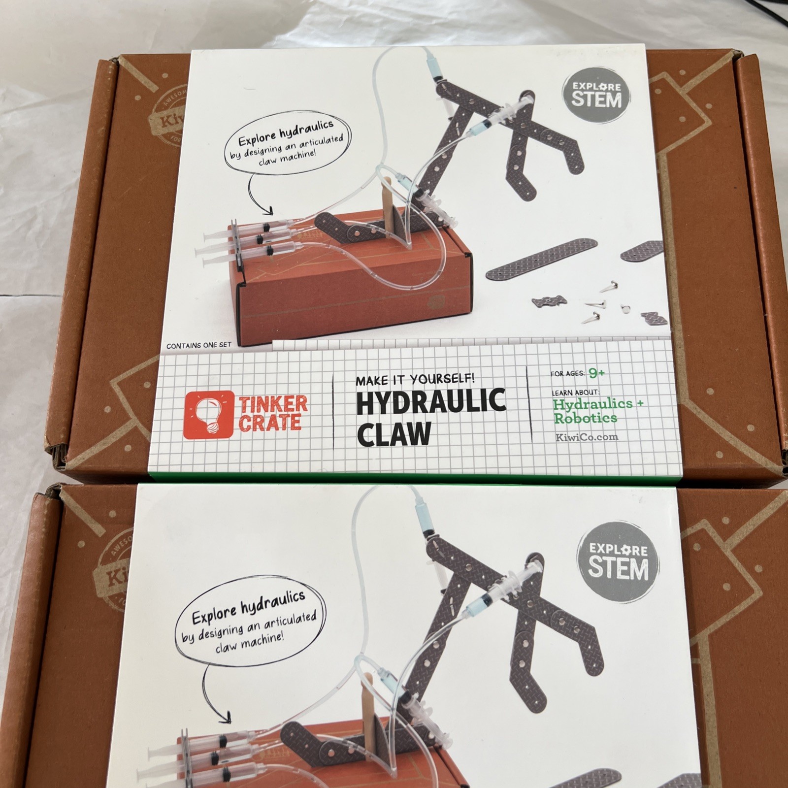 Lot of 2 Kiwi Co Tinker Crates Hydraulic Claw and Paper Circuit Home School STEM