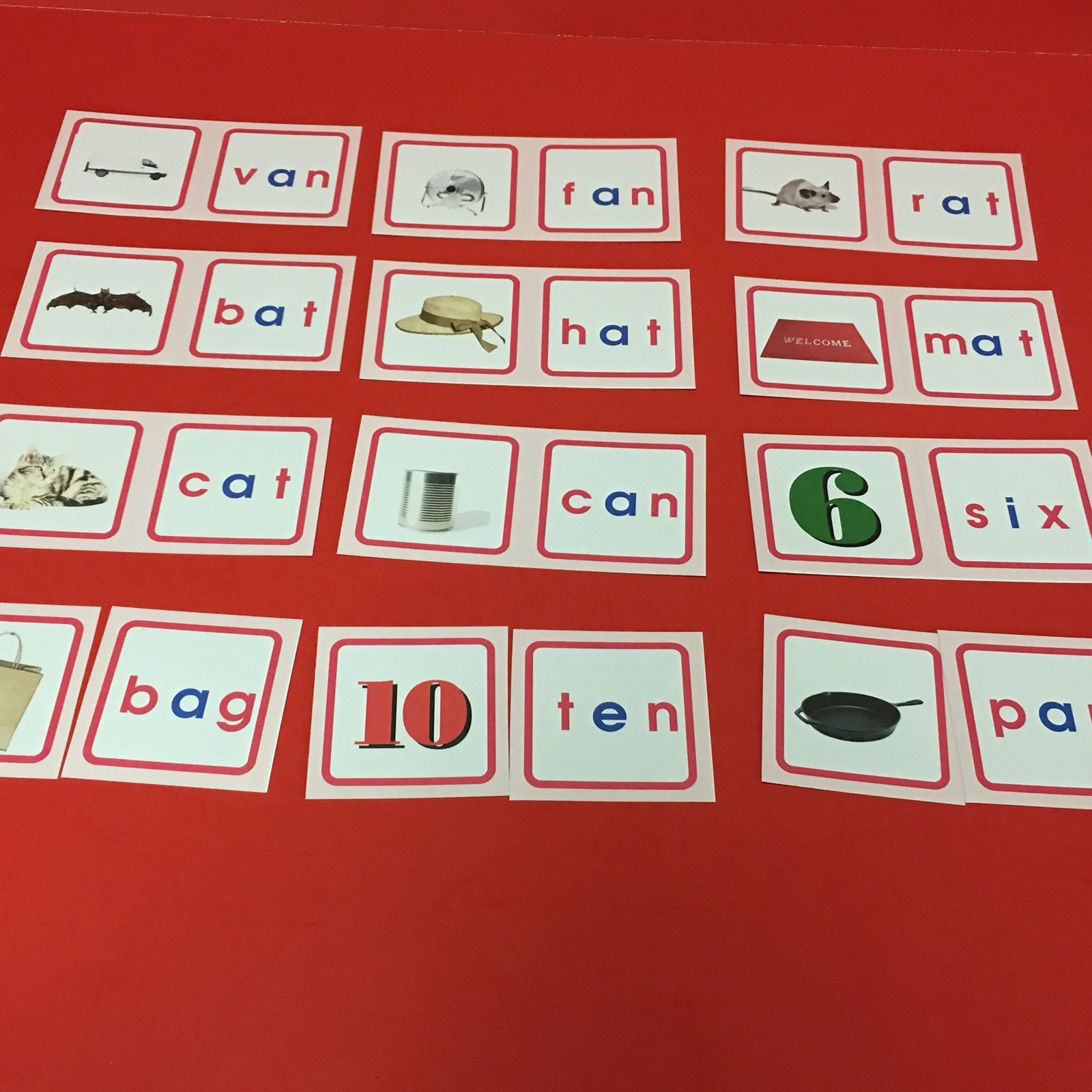 Pink Series Montessori – CVC PICTURE & WORD MATCH CARDS – 120 Laminated Cards