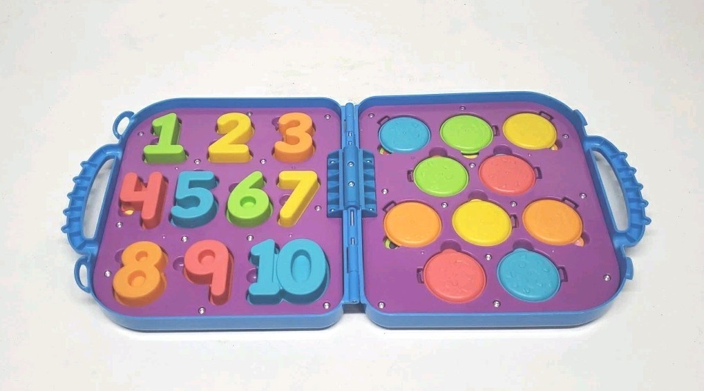 Sesame Street Cookie Monster On The Go Numbers With Take Along Case COMPLETE