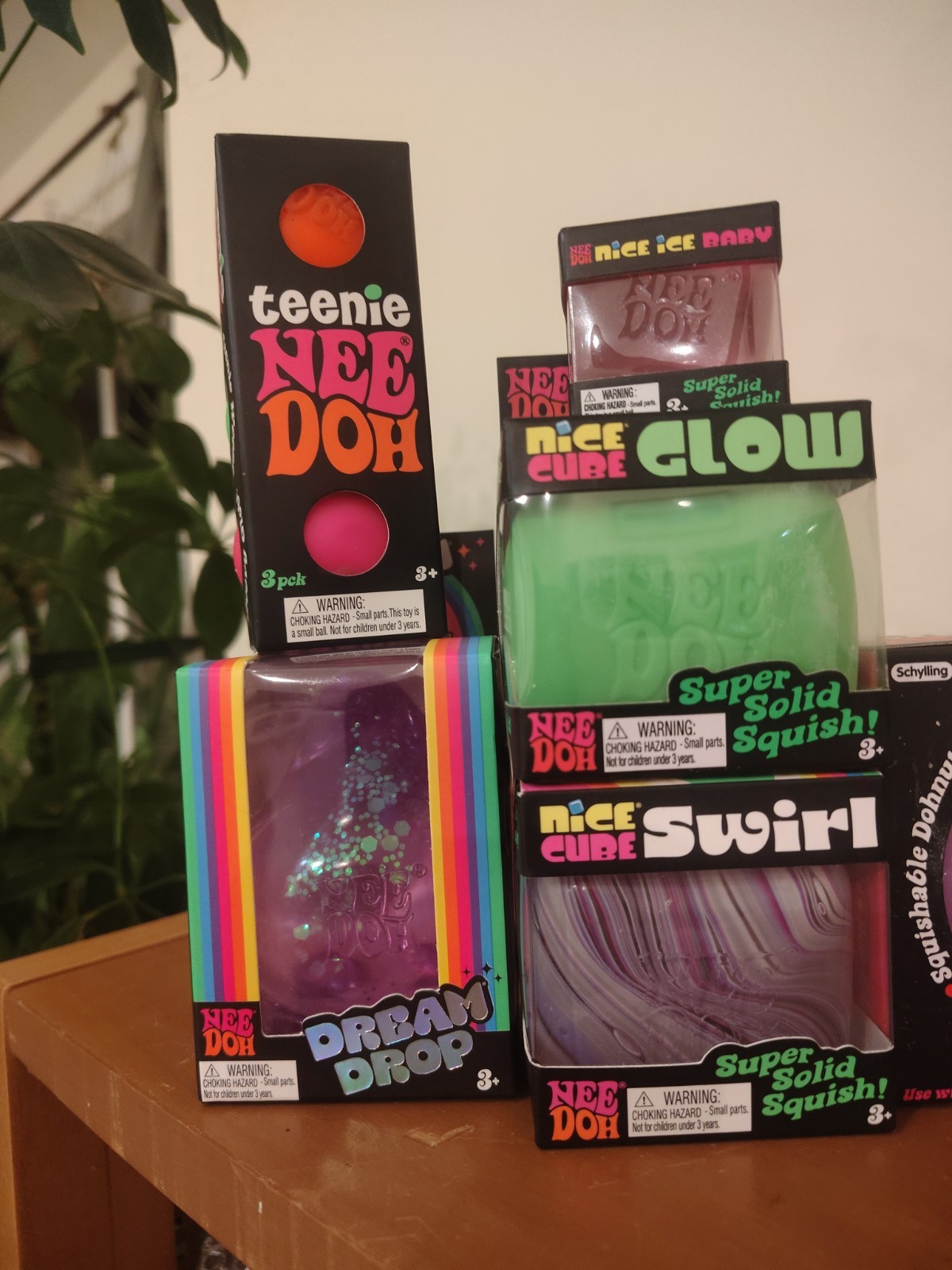 Viral Needohs 8 Brand New Unopened