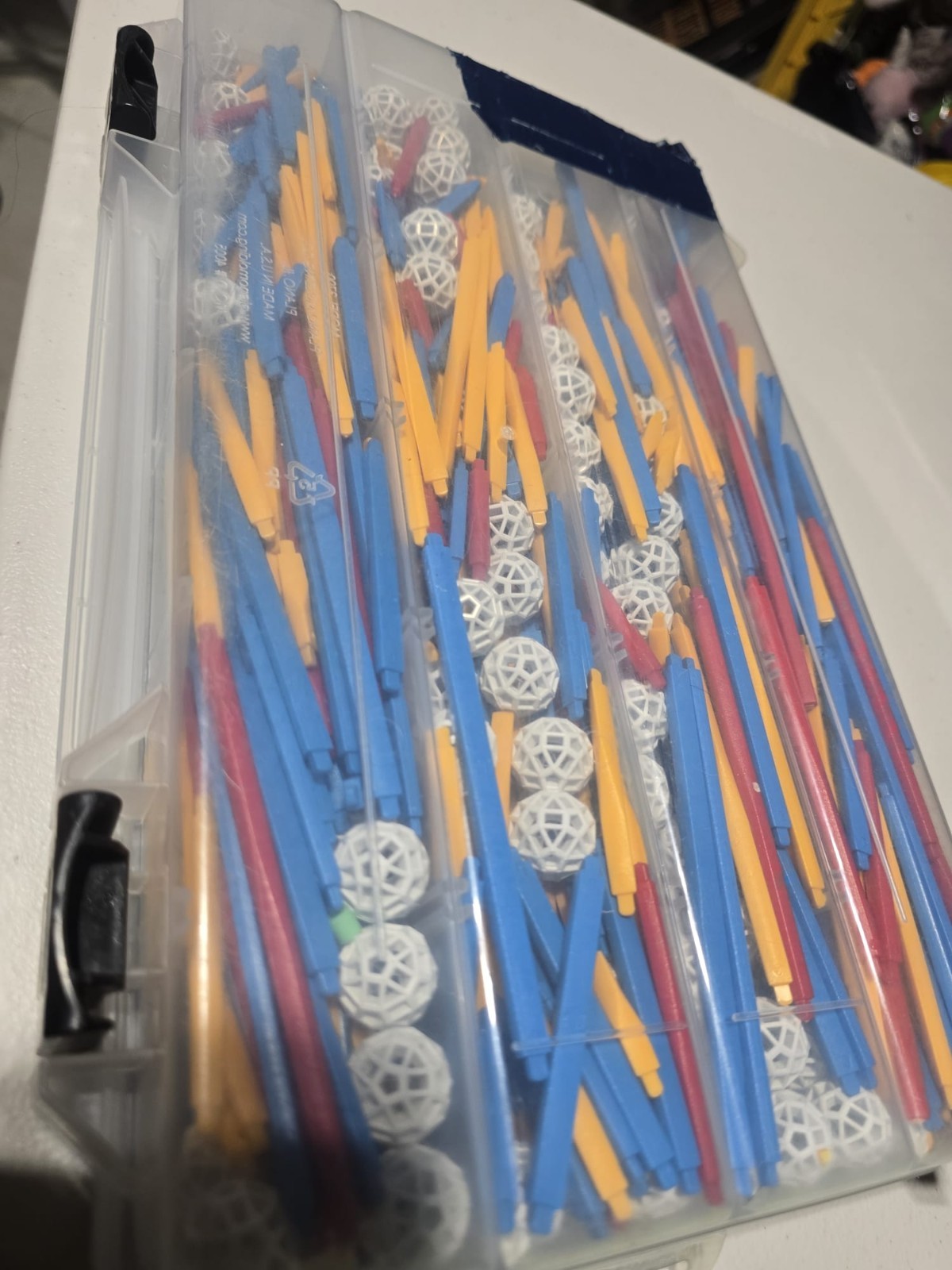 Zometool Creator Multi-Dimensional Art Science STEM Building Toy for Students