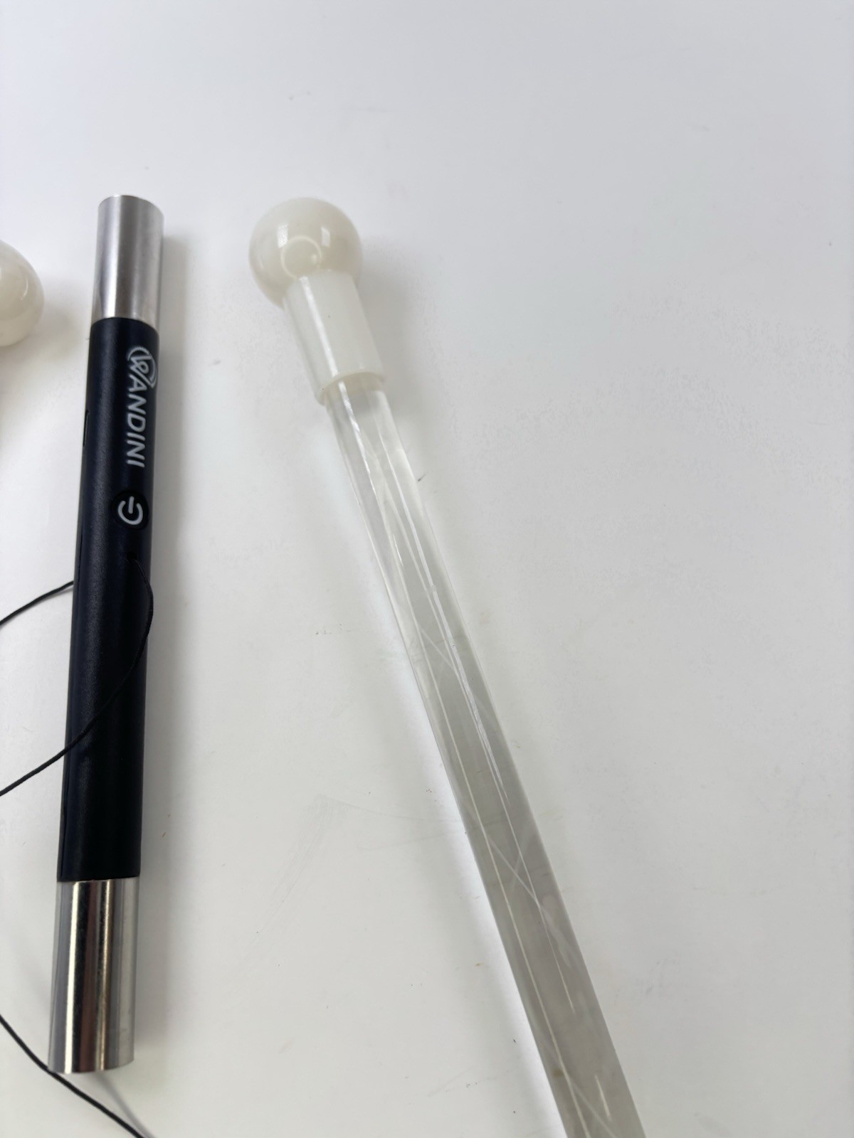 Wandini Glow.0 Magic Wand Collapsible LED Levitation Wand USB Rechargeable USED