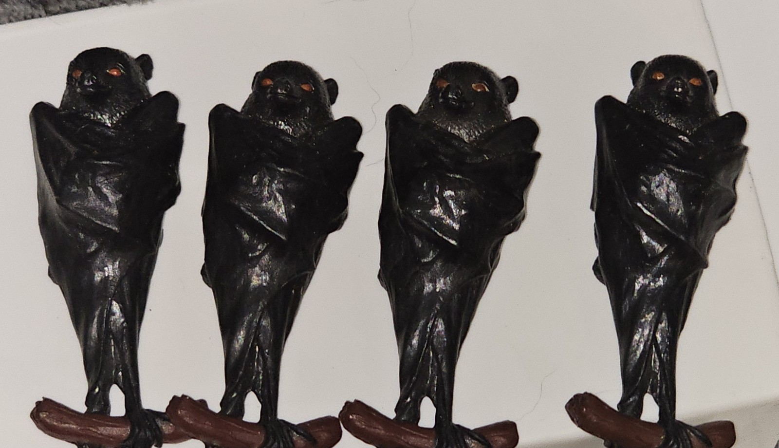YOWIE Toys Mixed Lot Of 35 Animals Snakes Bats Sloths Otters Badgers And More