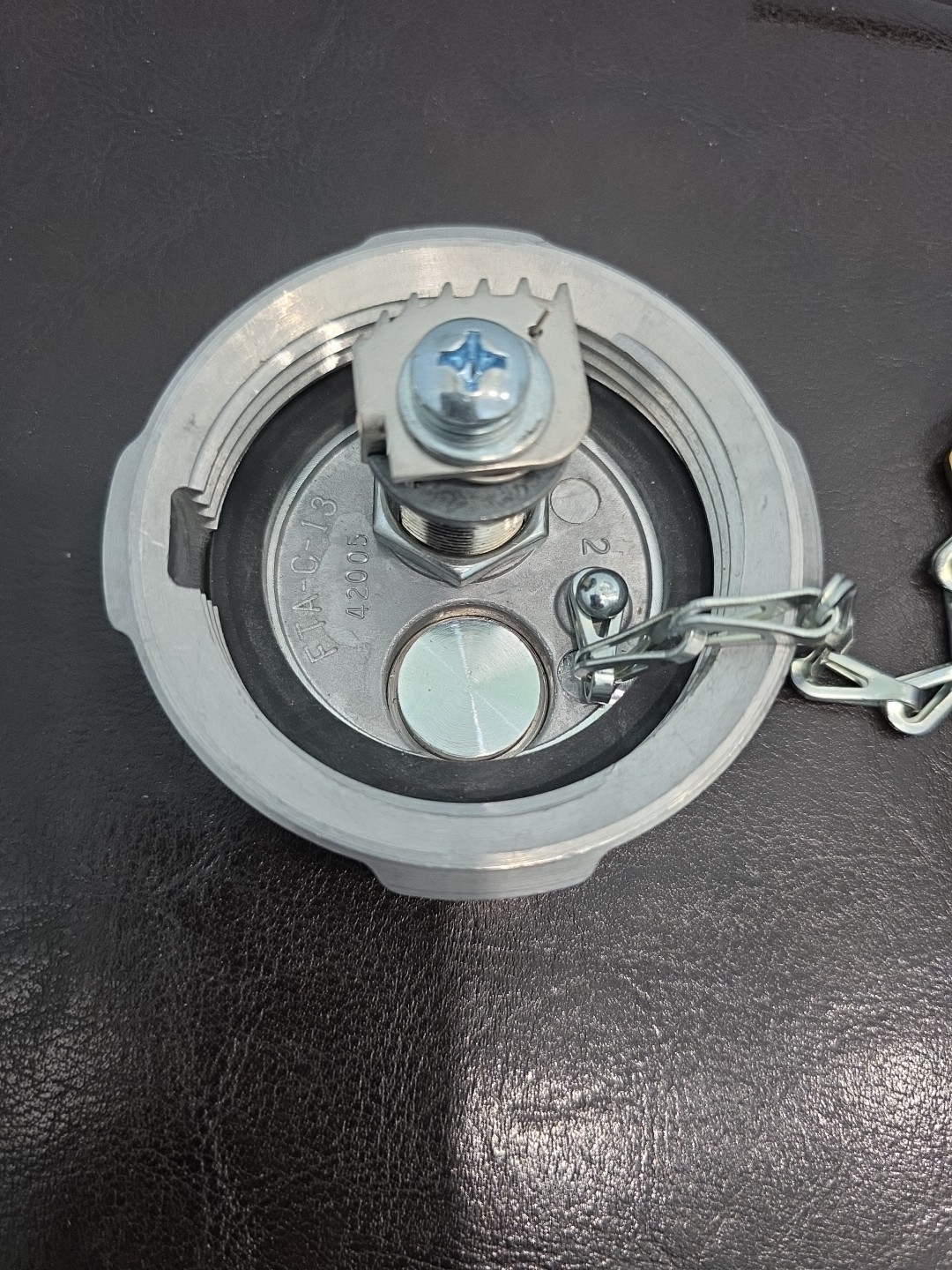 2 3/8″ Locking Diesel Fuel Cap Compatible with 2002 and Up Freightliner M2 Small