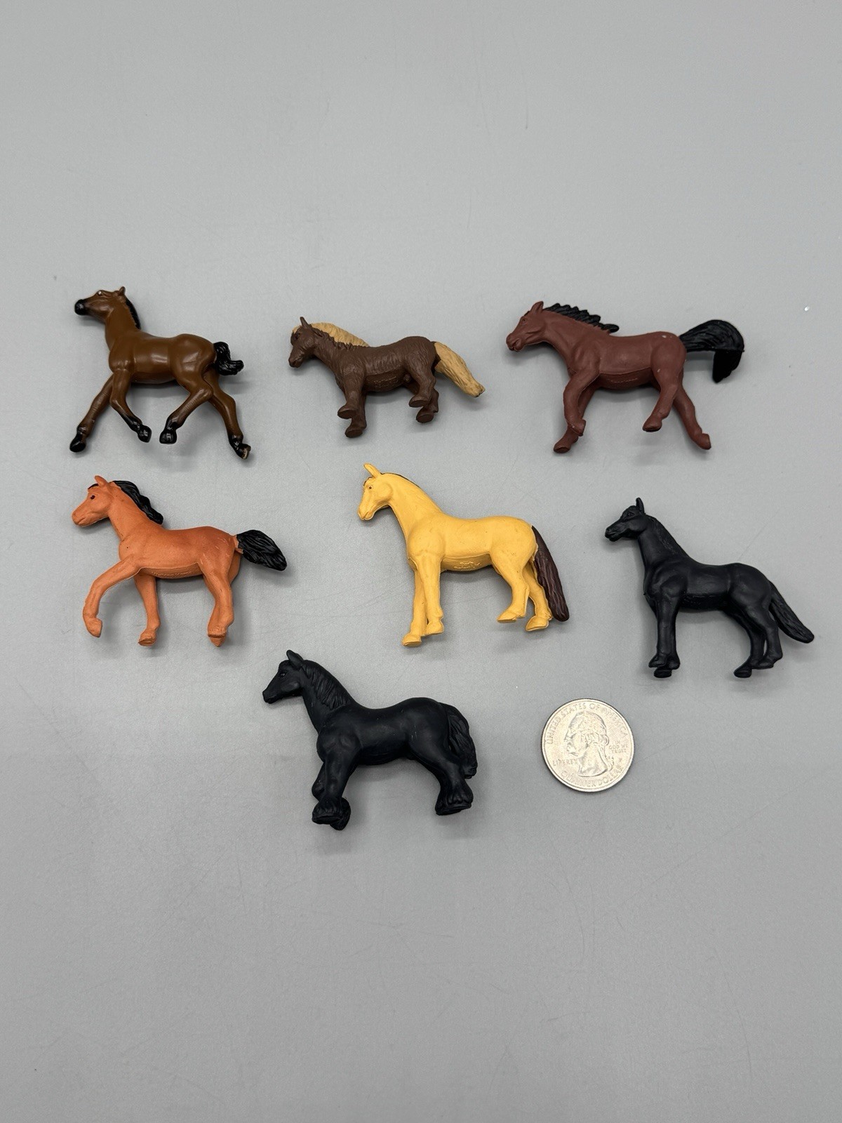 Horse Figure Lot Of 7 SMALL Miniature Horses Includes Safari LTD