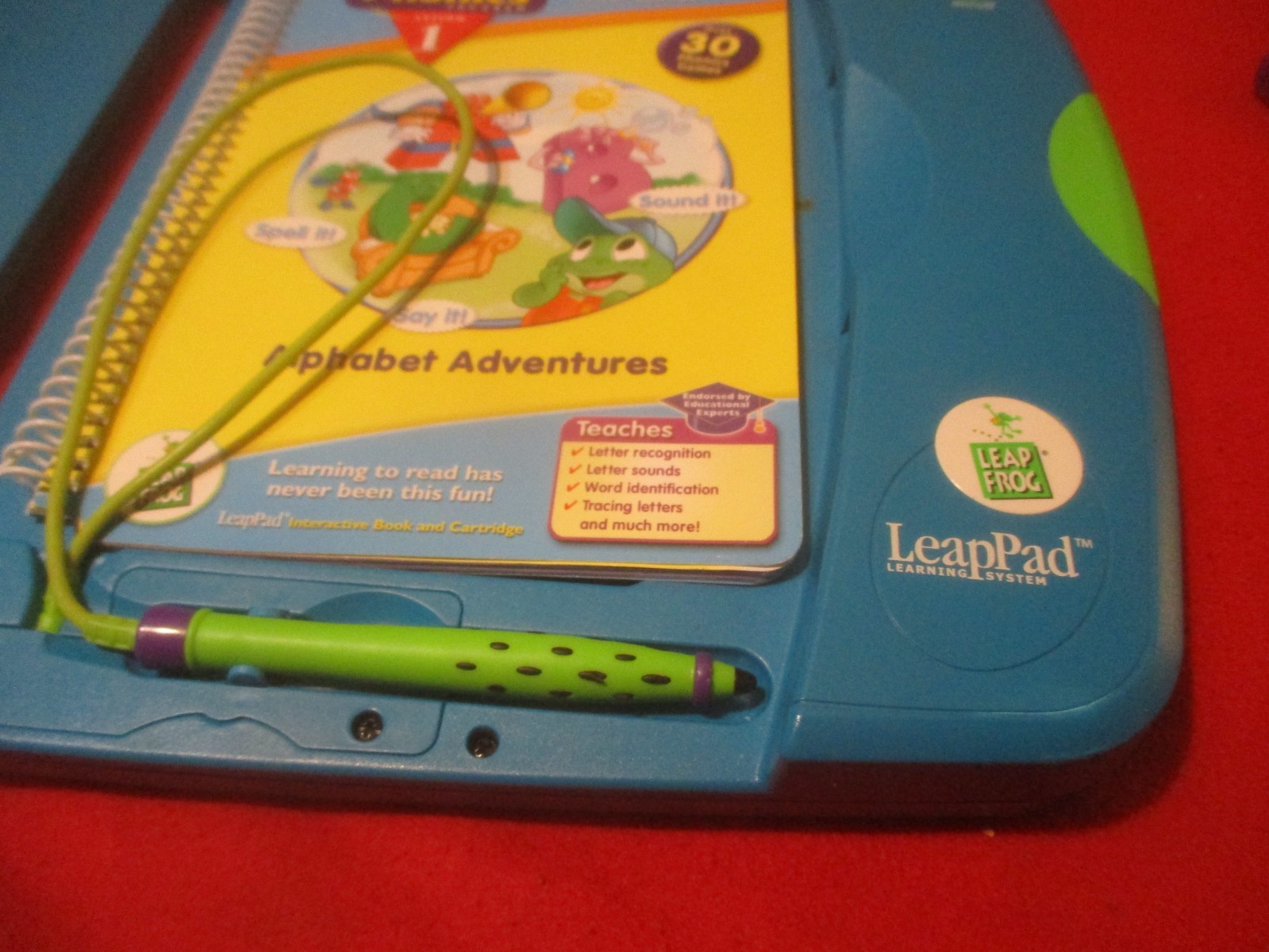 Leap Frog LeapPad 2001 Learning System w/ 6 Books, 8 Cartridges + Case