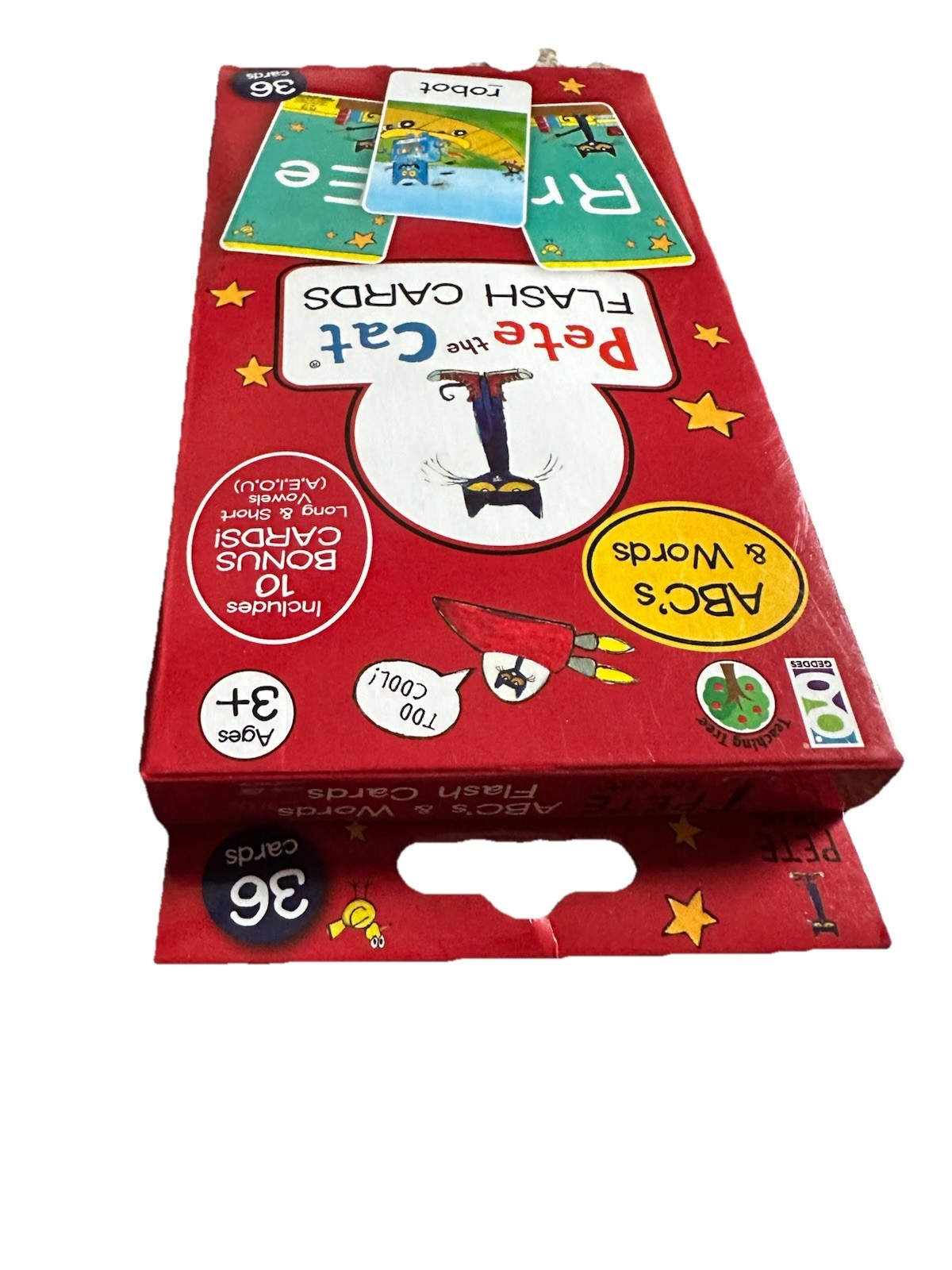 Pete the Cat ABC’s & Words Flash Cards – Ages 3+ – 36 Cards