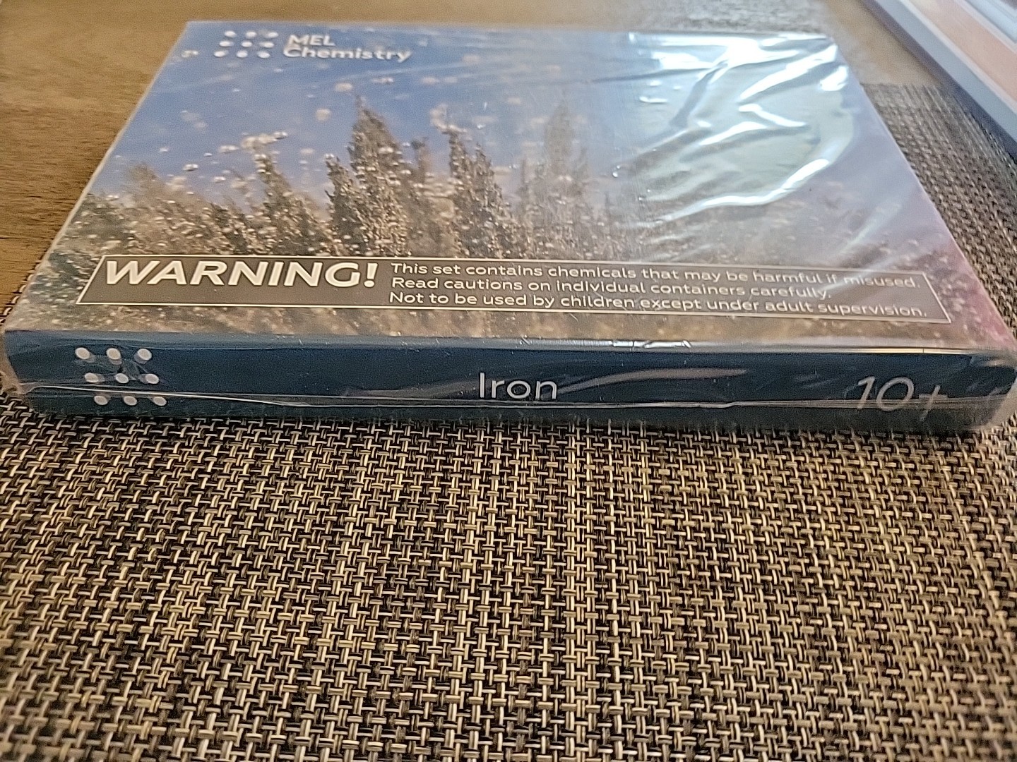 MEL Chemistry Science Kit – Iron – Homeschool Lab Experiment New SEALED