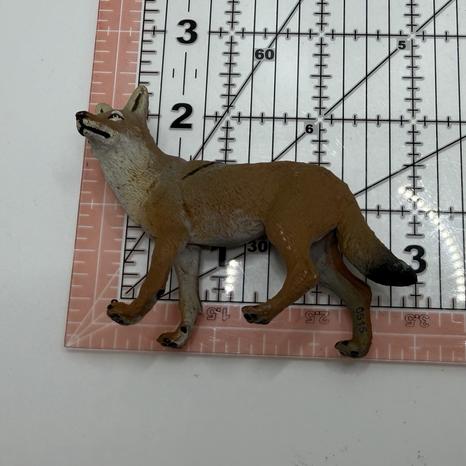 Safari Ltd COYOTE Adult Animal Wildlife Figure 2010