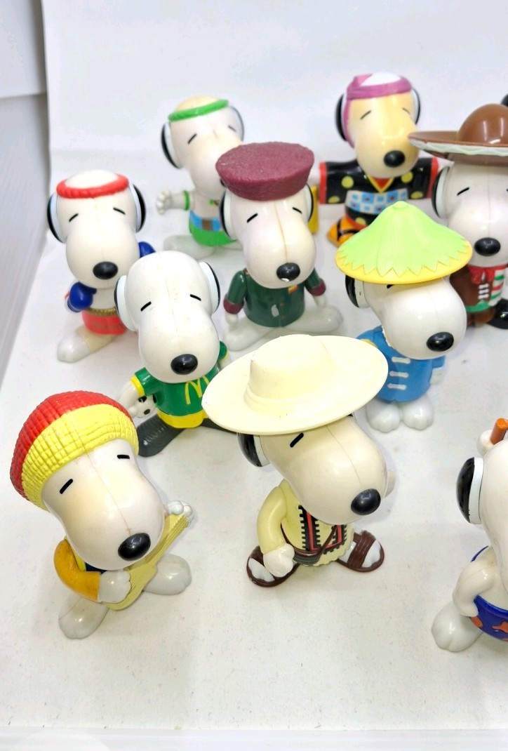 20X Vintage McDonald’s Snoopy Figurines Happy Meal Collectables Peanuts