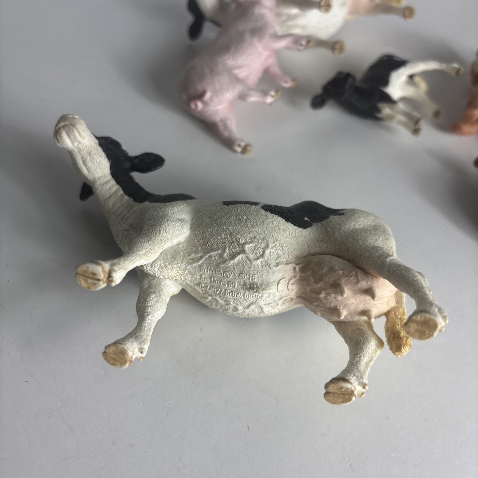 Animal Toys X 7; Schleich Cows, Schleich Pig, Unbranded Cougar, Jakks Llama