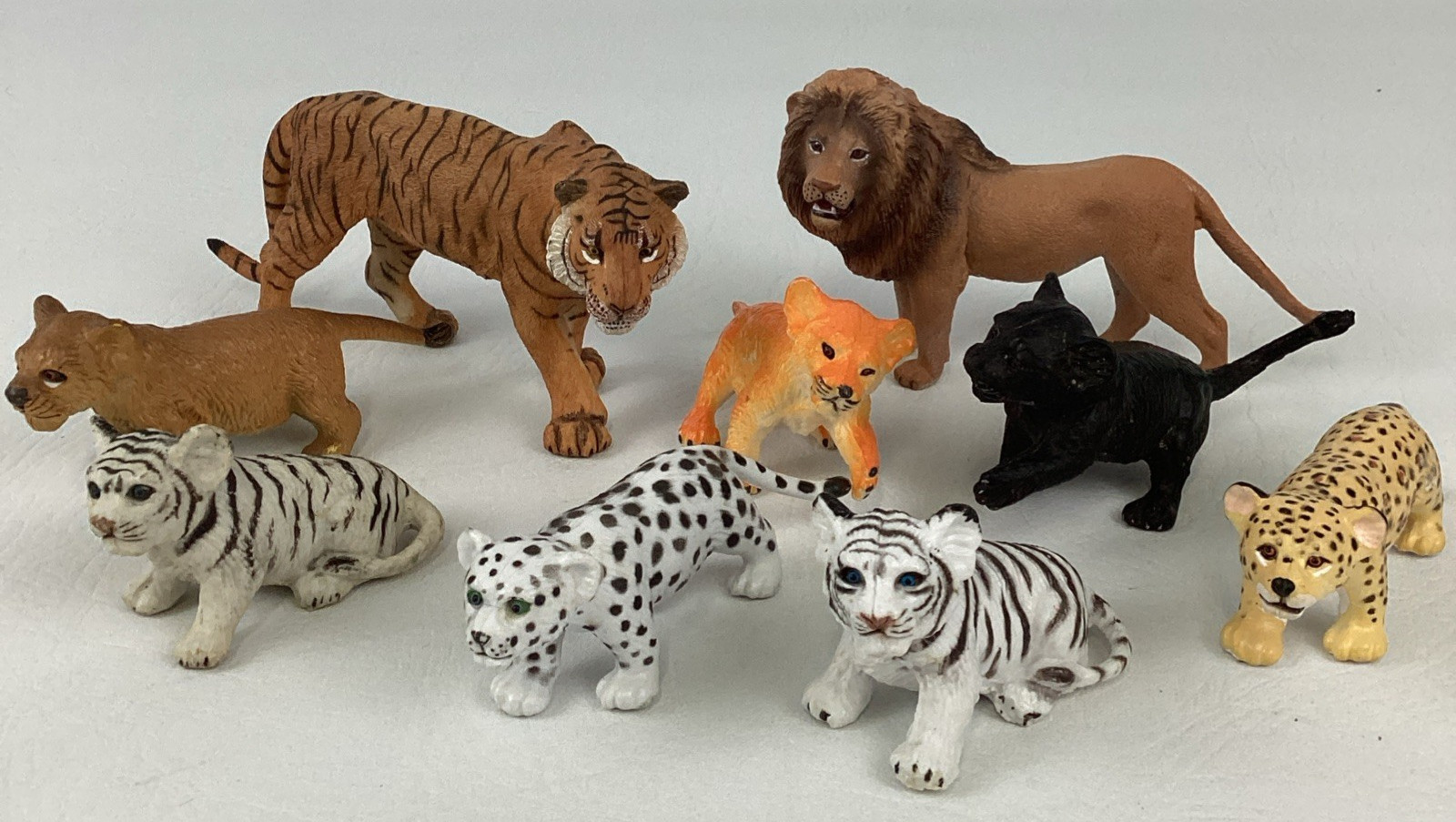 Jungle Cats Animal Figure Bundle Snow Leopard Cub Black Panther Lion Tiger Lot