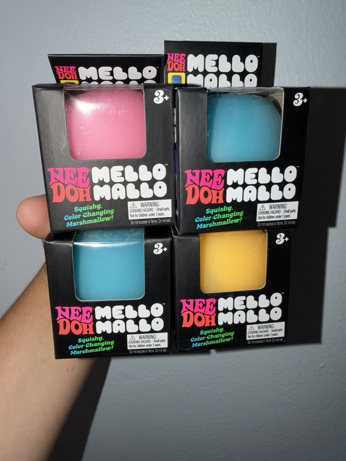NeeDoh Mello Mallo Color Change Squishy Toy, Nee Doh Mellow Mallow Lot Of 4