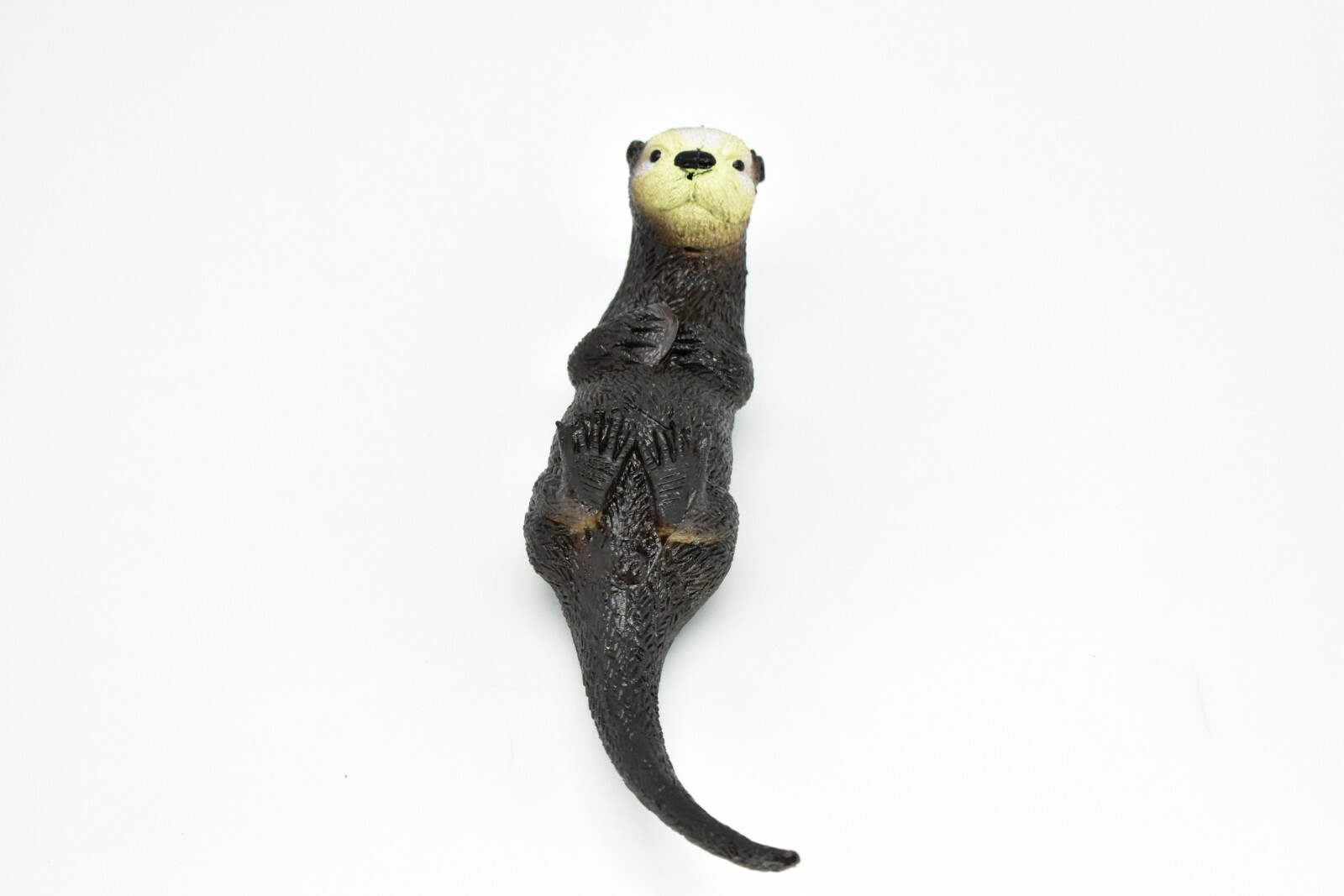 Sea Otter, with Squeak, Very Nice Rubber Replica 8″ F1613-B11