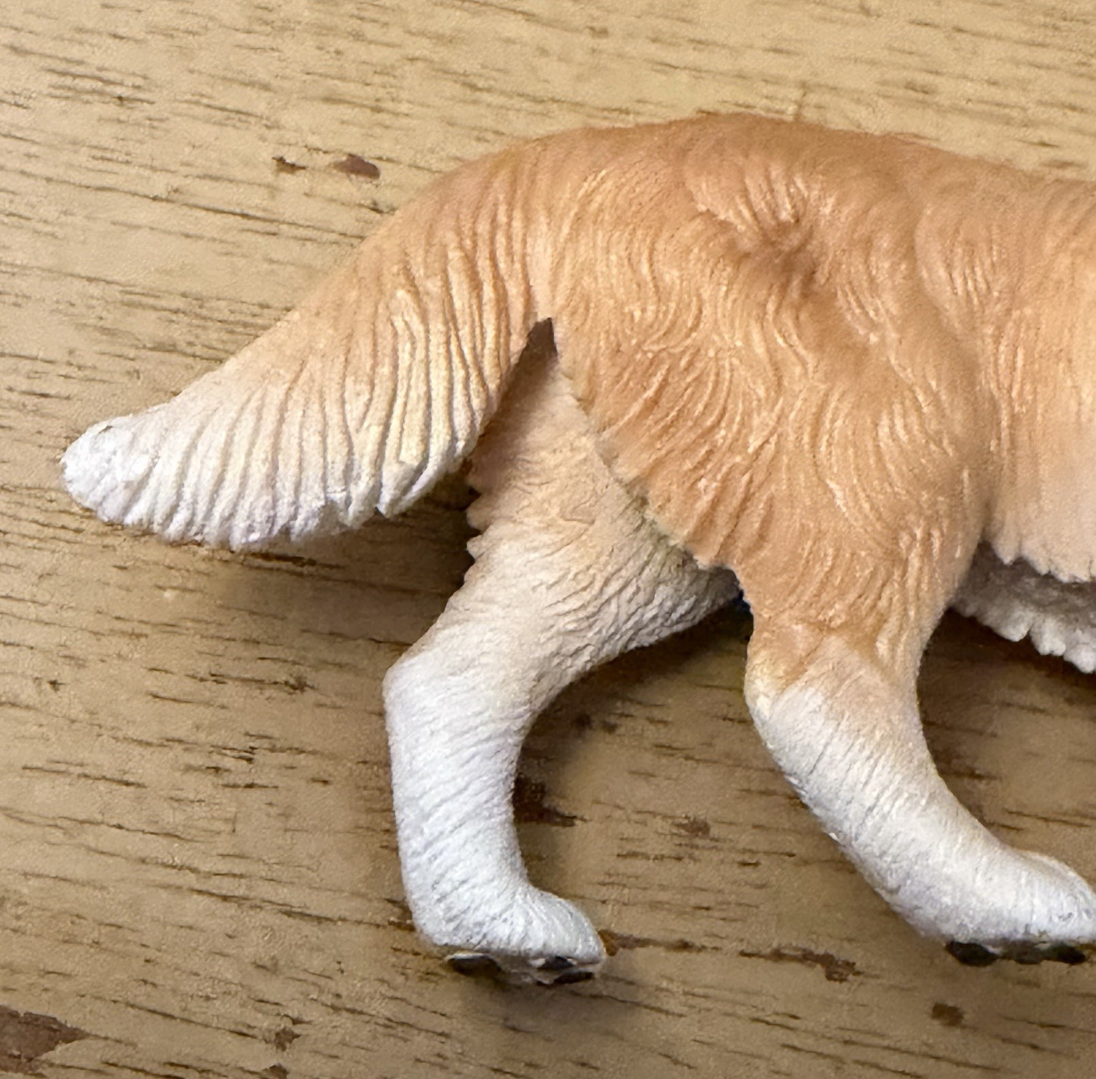 Schleich Golden Retriever Pet Dog Animal Figurine D73527 Standing