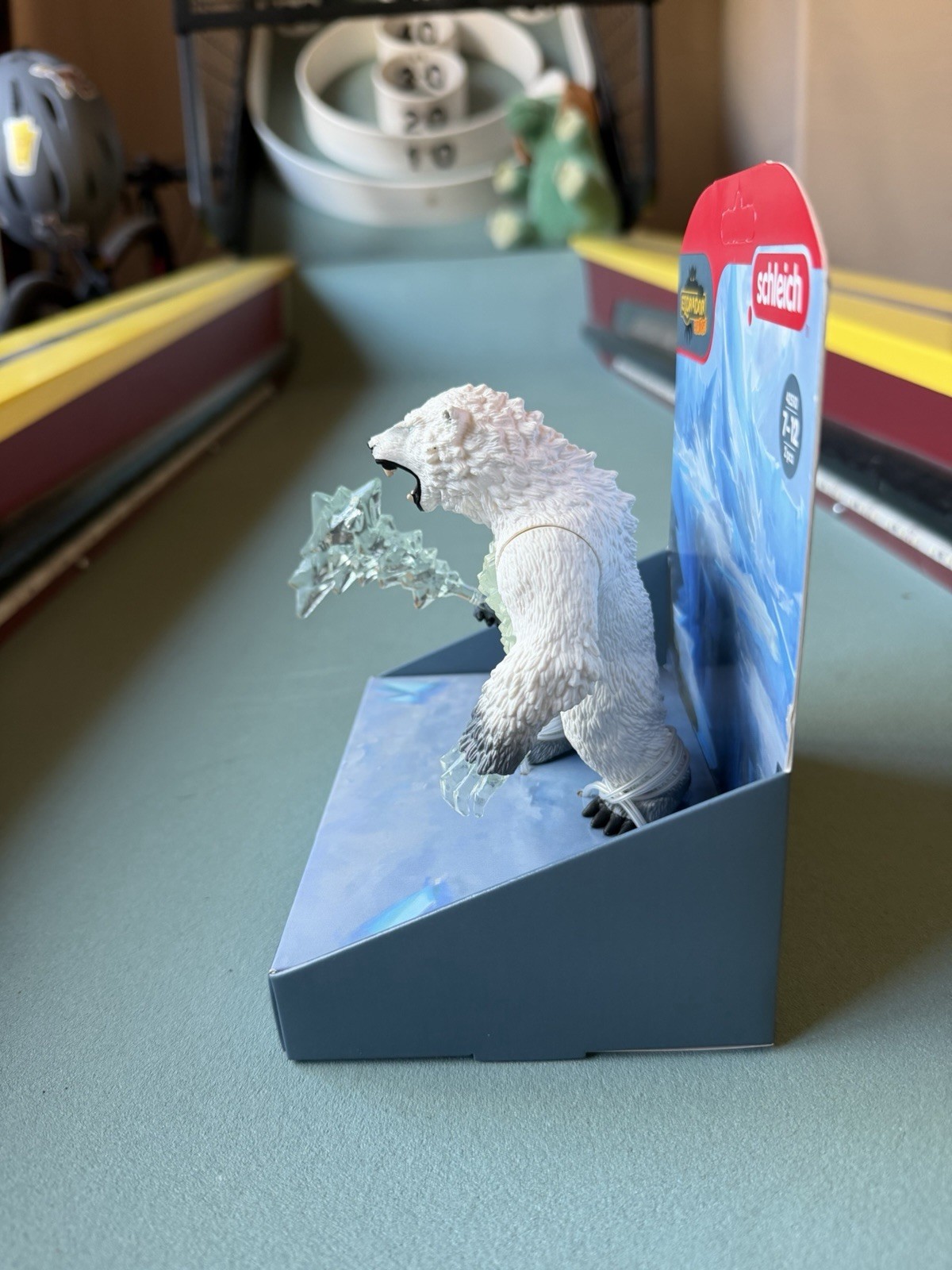 Schleich Eldrador Creatures Blizzard Bear w/ Weapon 42510 NEW Polar Bear Figure