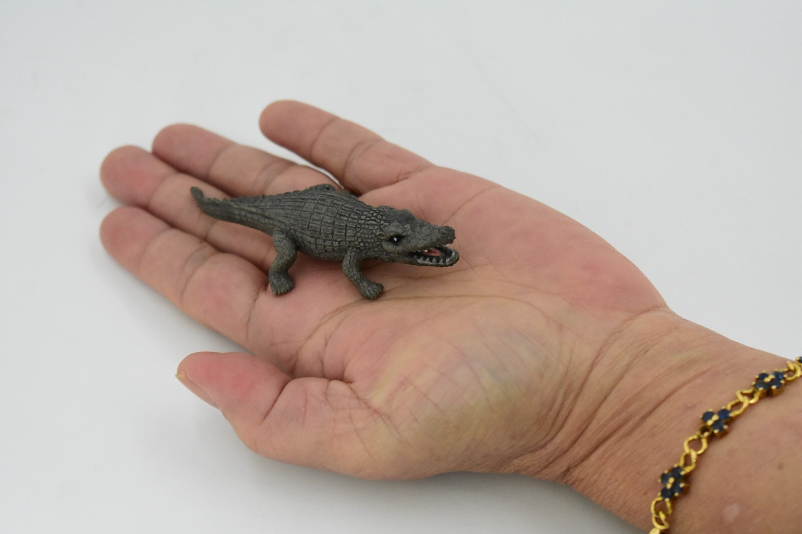 Alligator, Gator, Reptile, Realistic Soft Rubber Model, Toy, Figure 3.5″ F1087