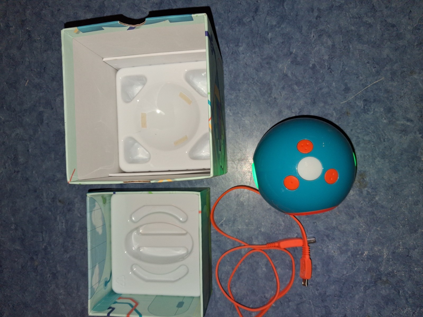 Blue Wonder Workshop Dot Robot D001, Lightly Used-Works Perfect-No Damage-