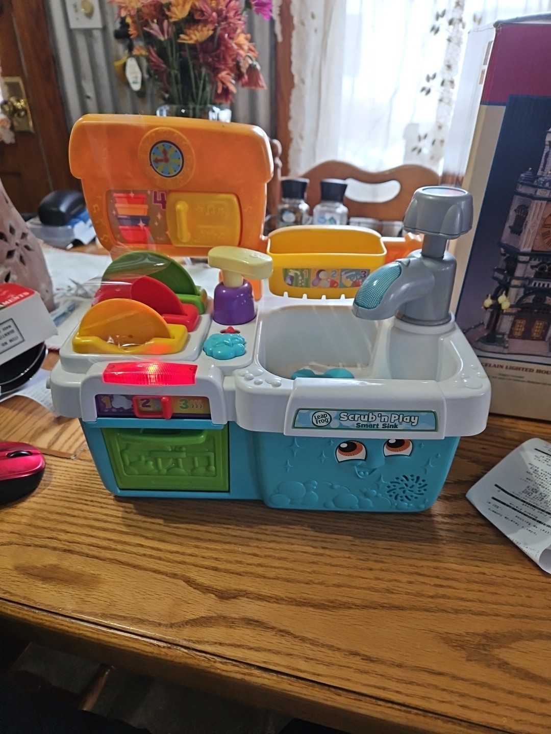 LeapFrog Scrub ‘n Play Smart Sink (English Version)